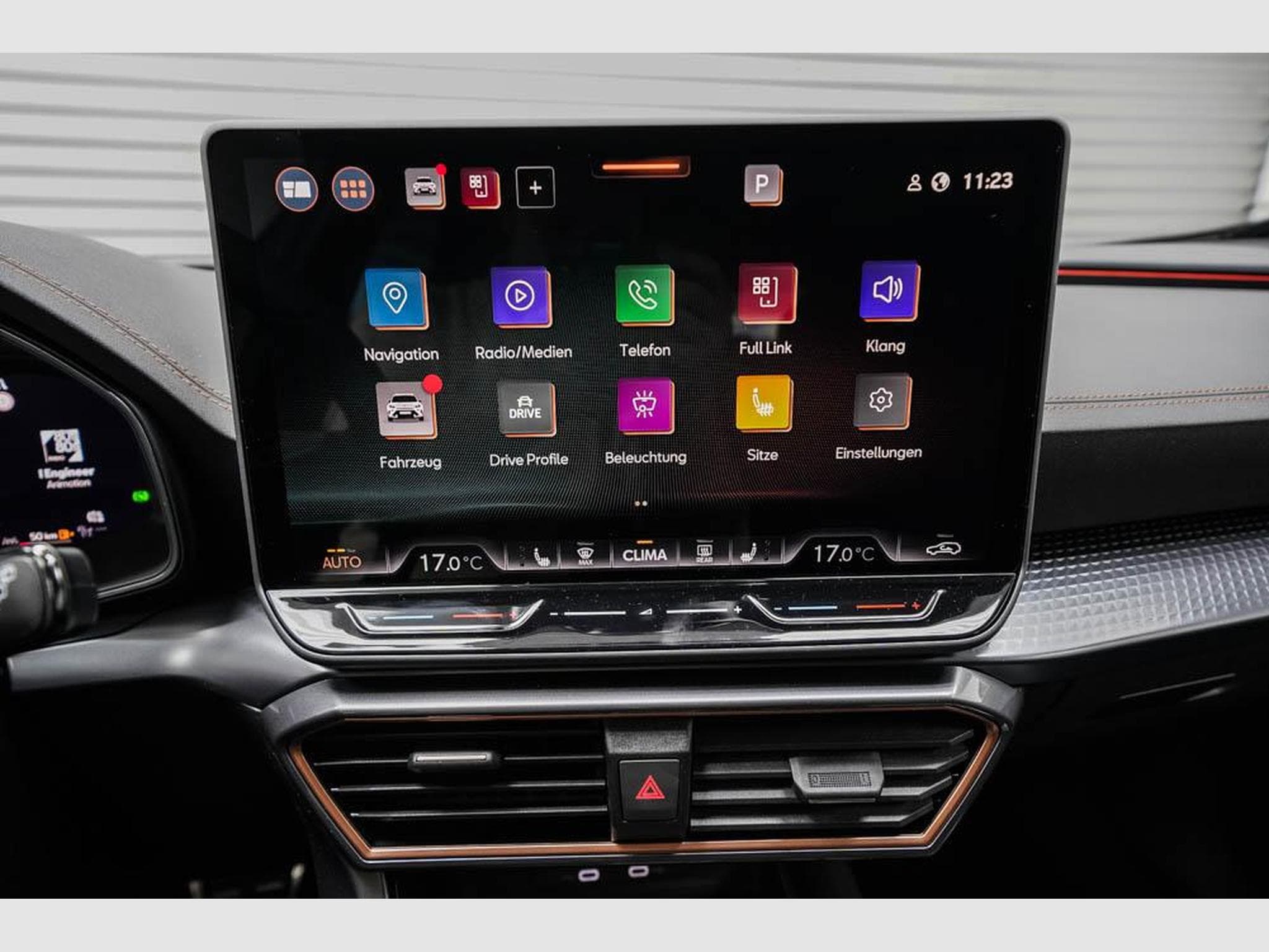 Cupra Formentor 2,0 TSI DSG (2025) - Photo 13