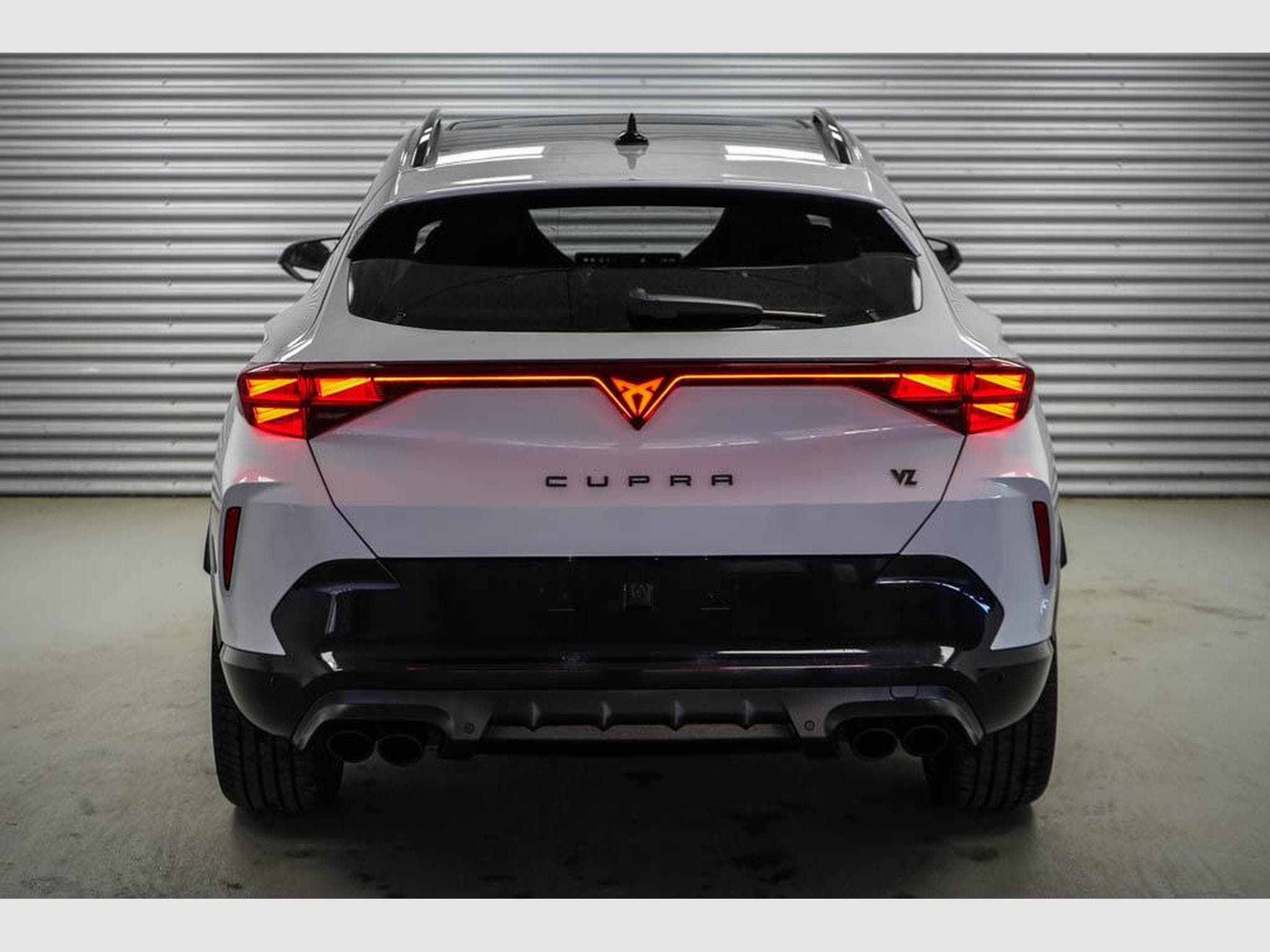 Cupra Formentor 2,0 TSI DSG (2025) - Photo 3