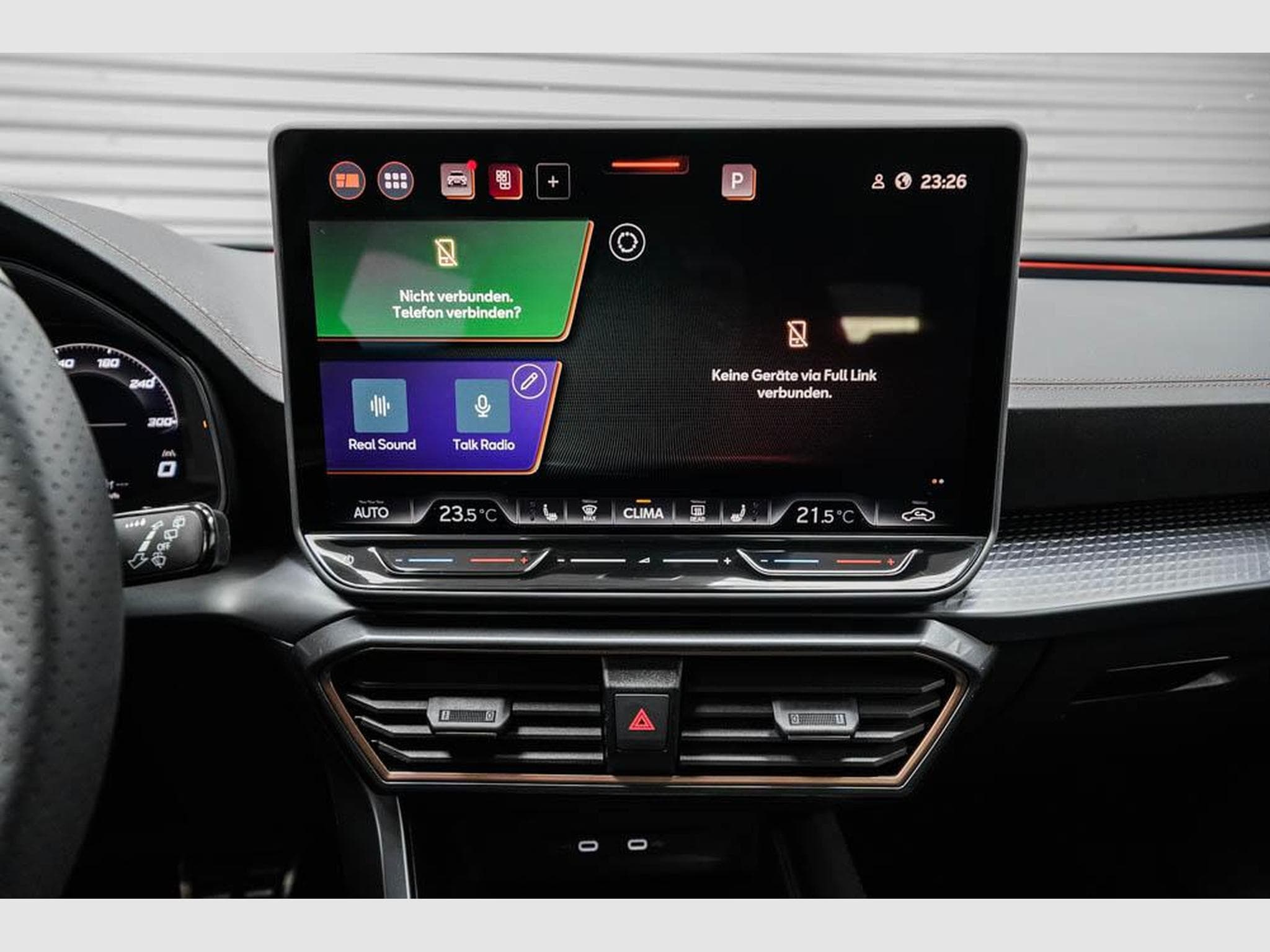 Cupra Formentor 1,5 eTSI DSG (2026) - Photo 13