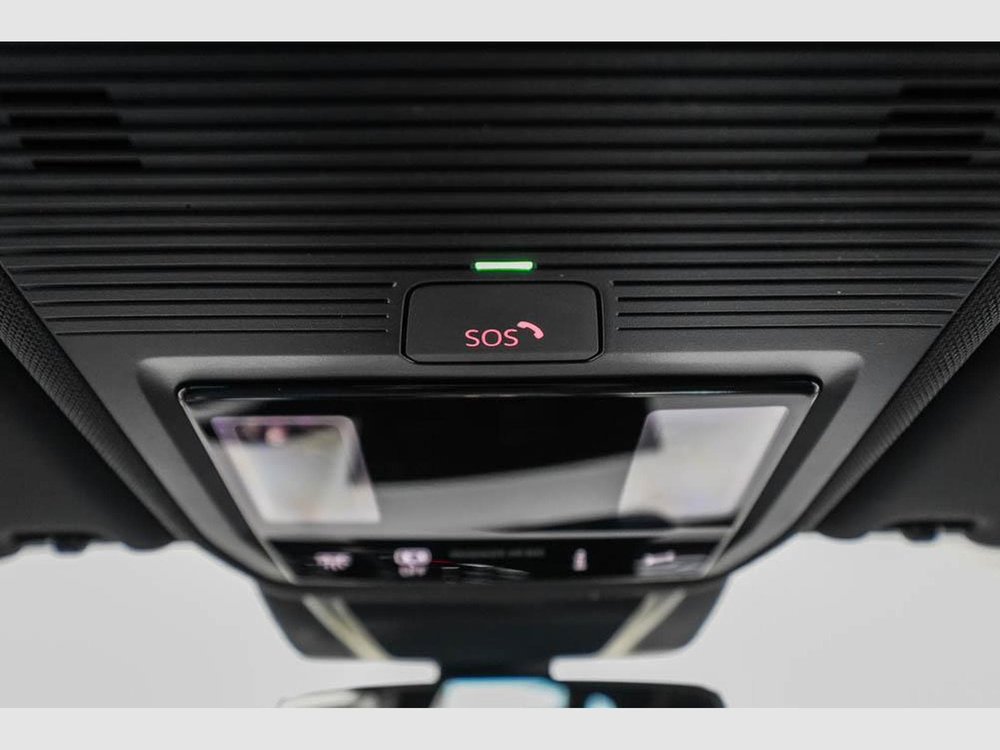 Cupra Formentor 1,5 eTSI DSG (2026) - Photo 15