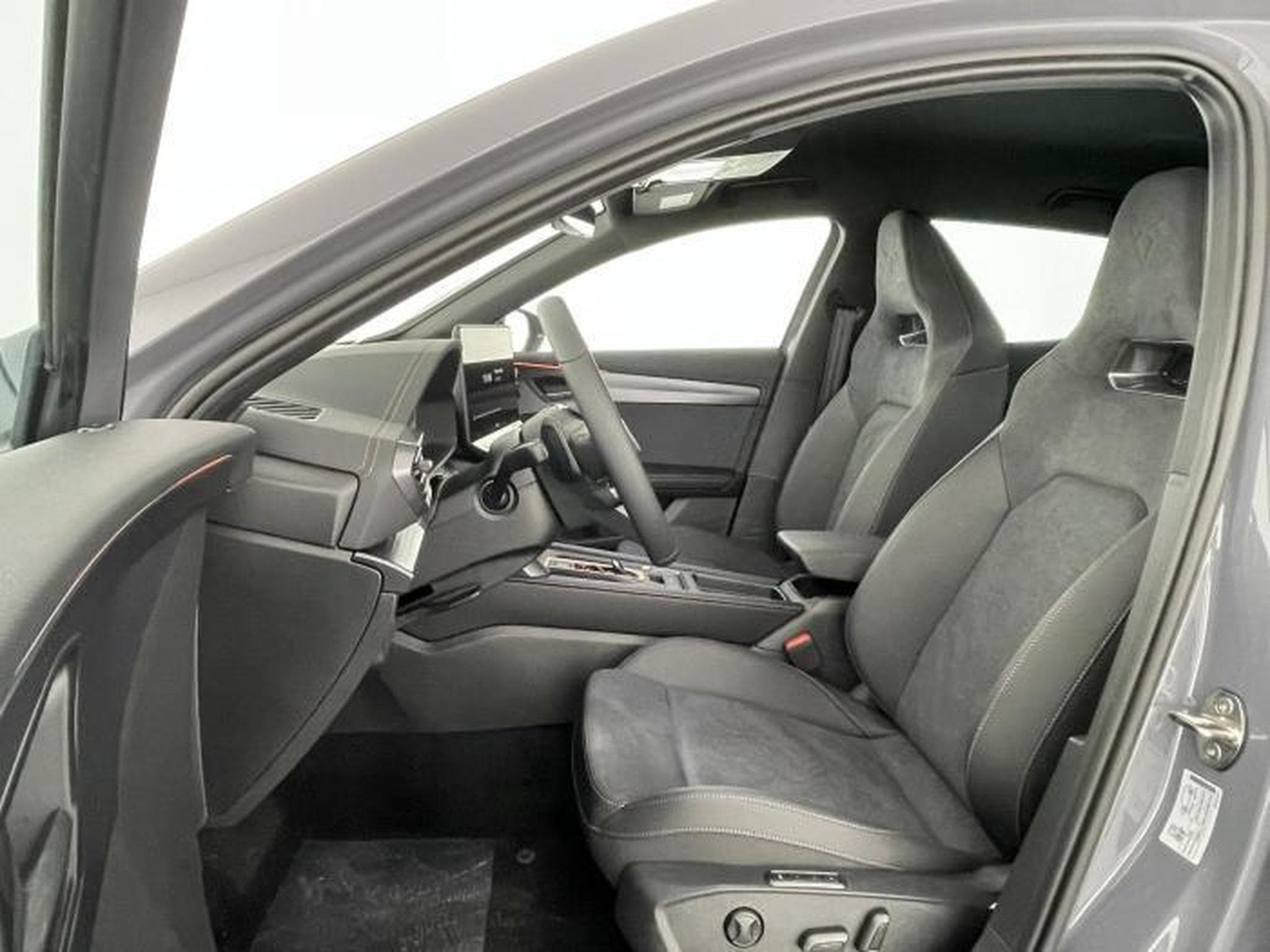 Cupra Formentor VZ (2025) - Photo 12