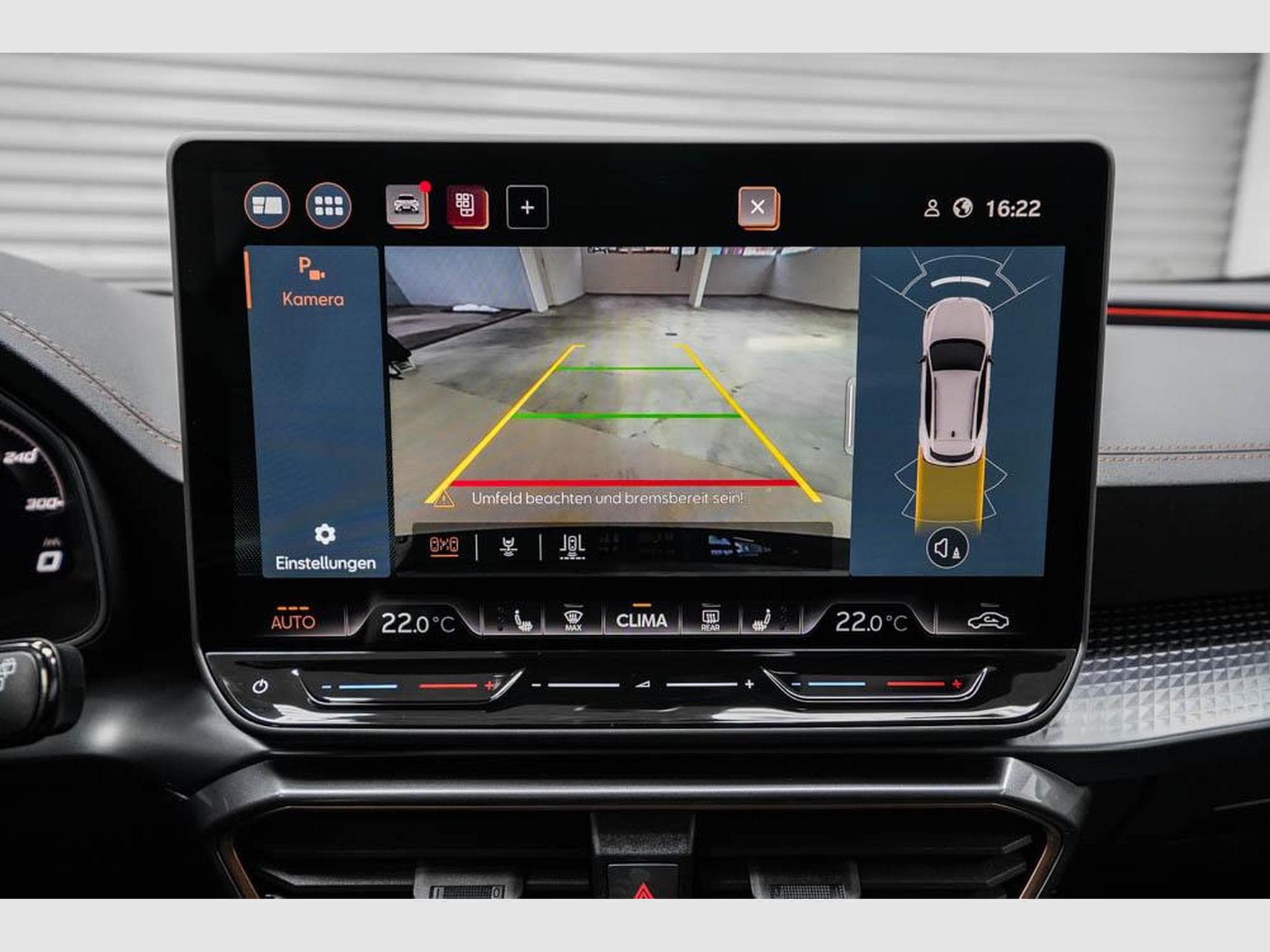 Cupra Formentor 1,5 eTSI DSG (2025) - Photo 14