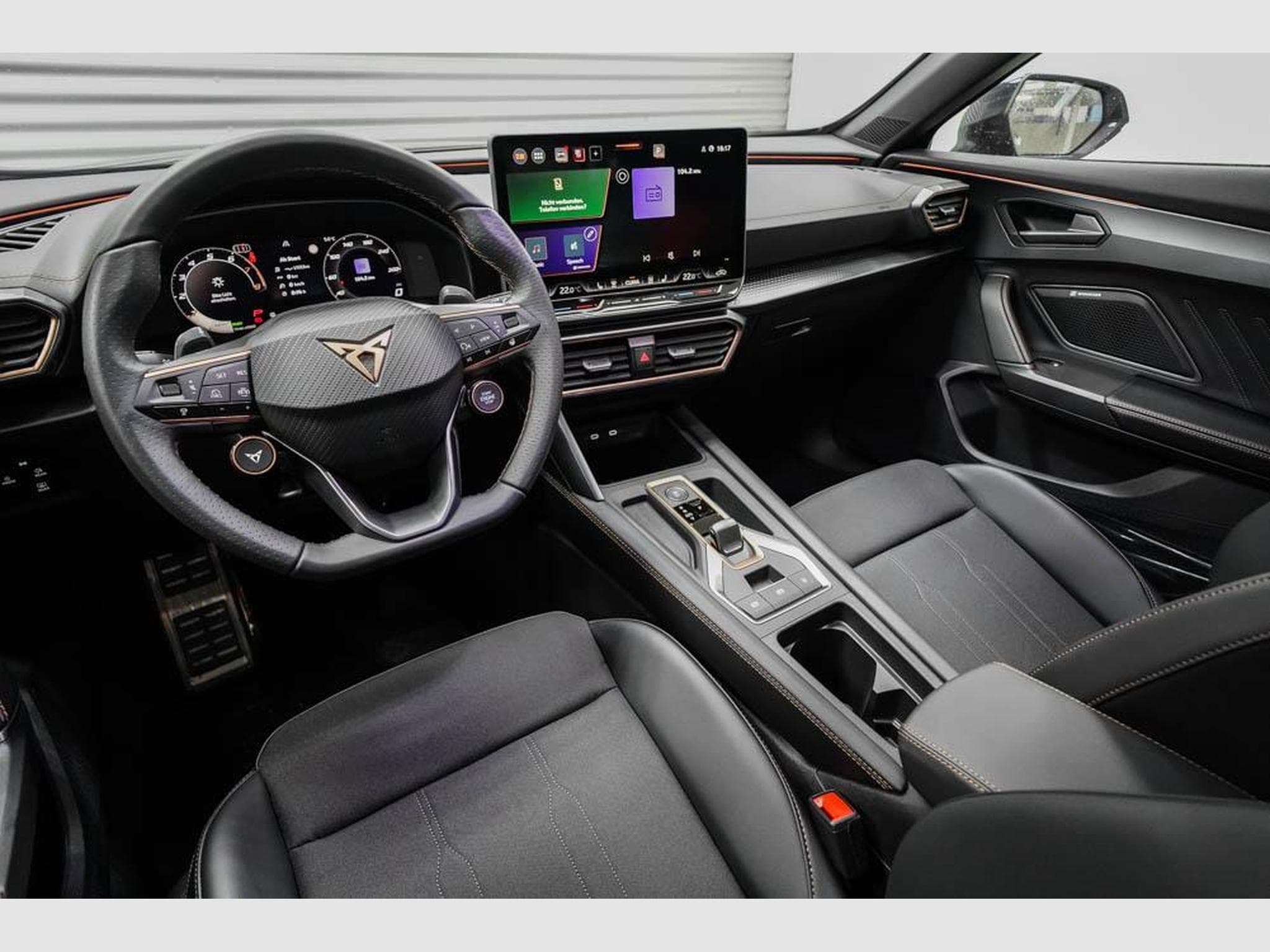 Cupra Formentor 1,5 eTSI DSG (2025) - Photo 6