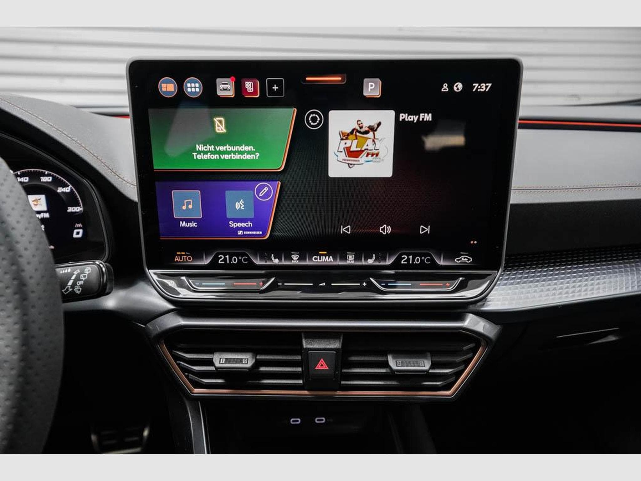 Cupra Formentor 1,5 eTSI DSG (2025) - Photo 13