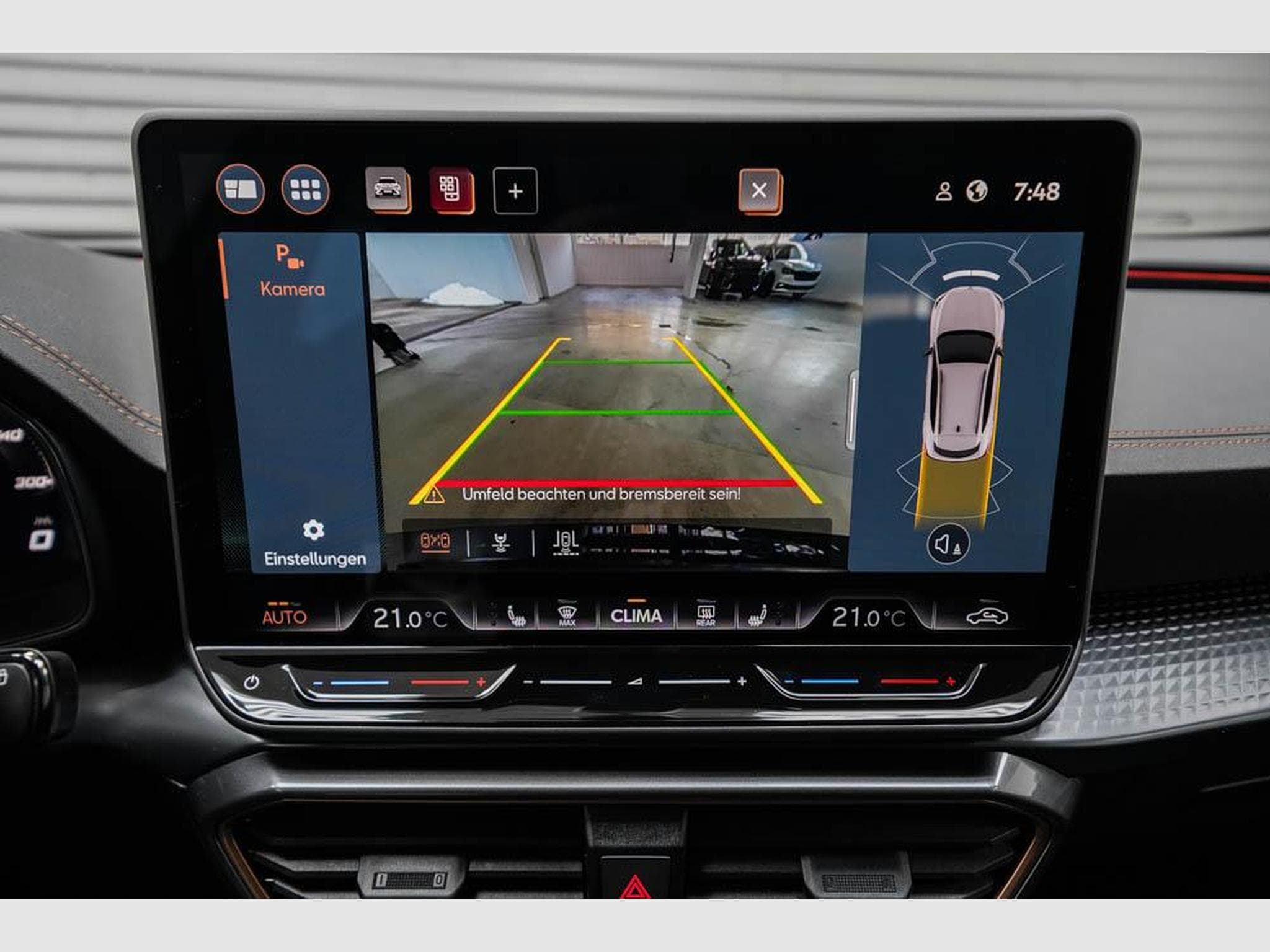 Cupra Formentor 1,5 eTSI DSG (2025) - Photo 14