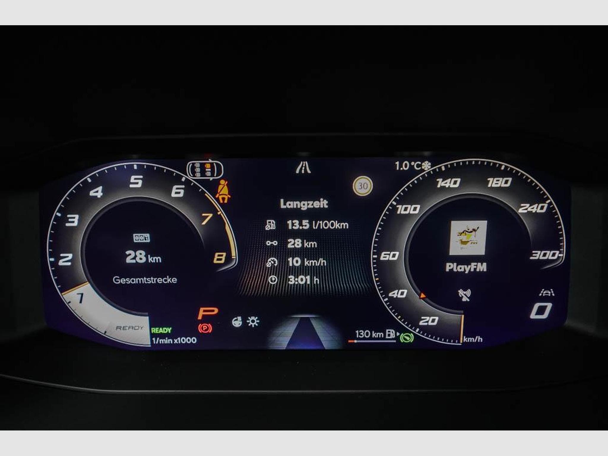 Cupra Formentor 1,5 eTSI DSG (2025) - Photo 9