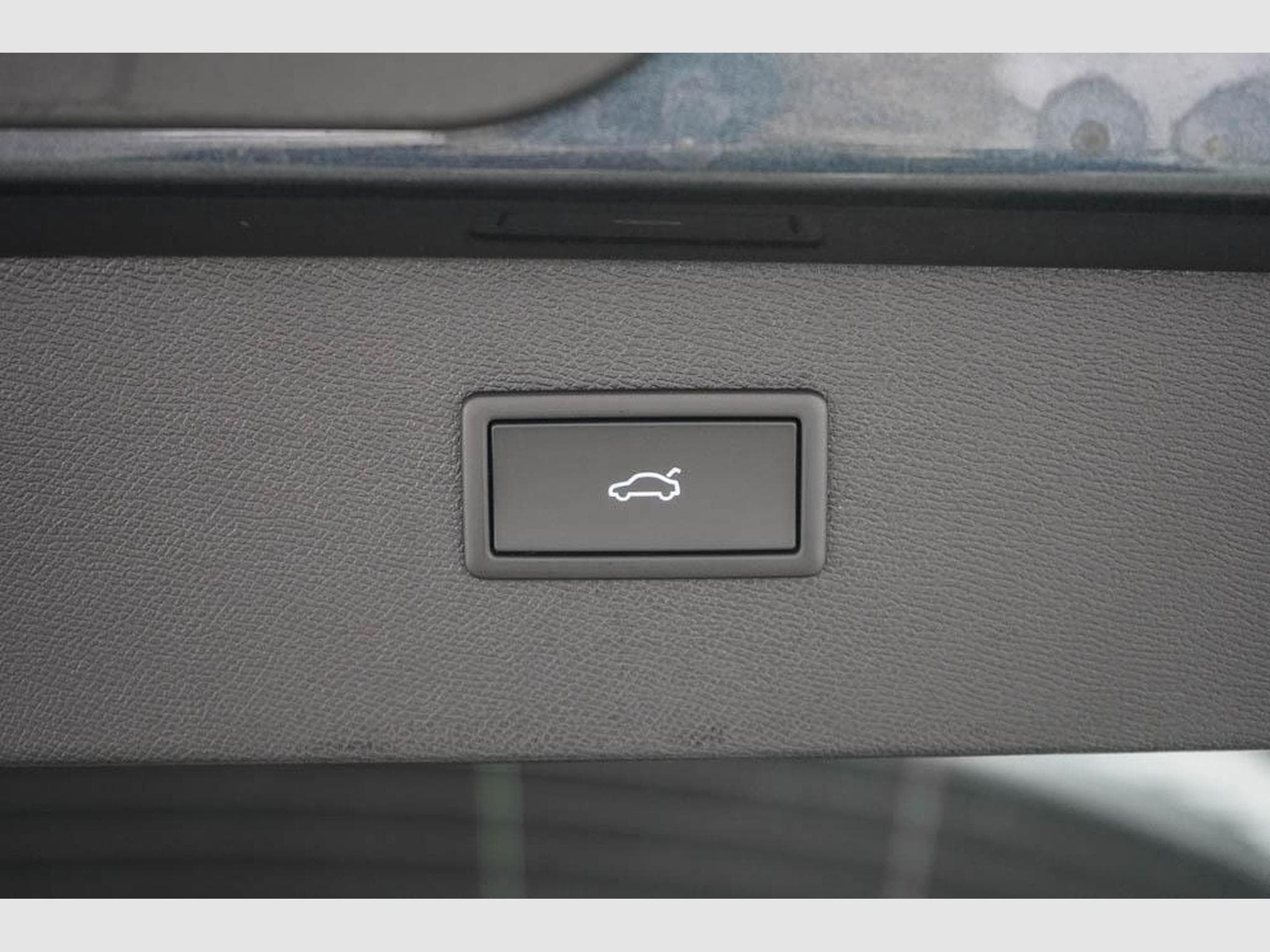 Cupra Formentor 1,5 eTSI DSG (2026) - Photo 20