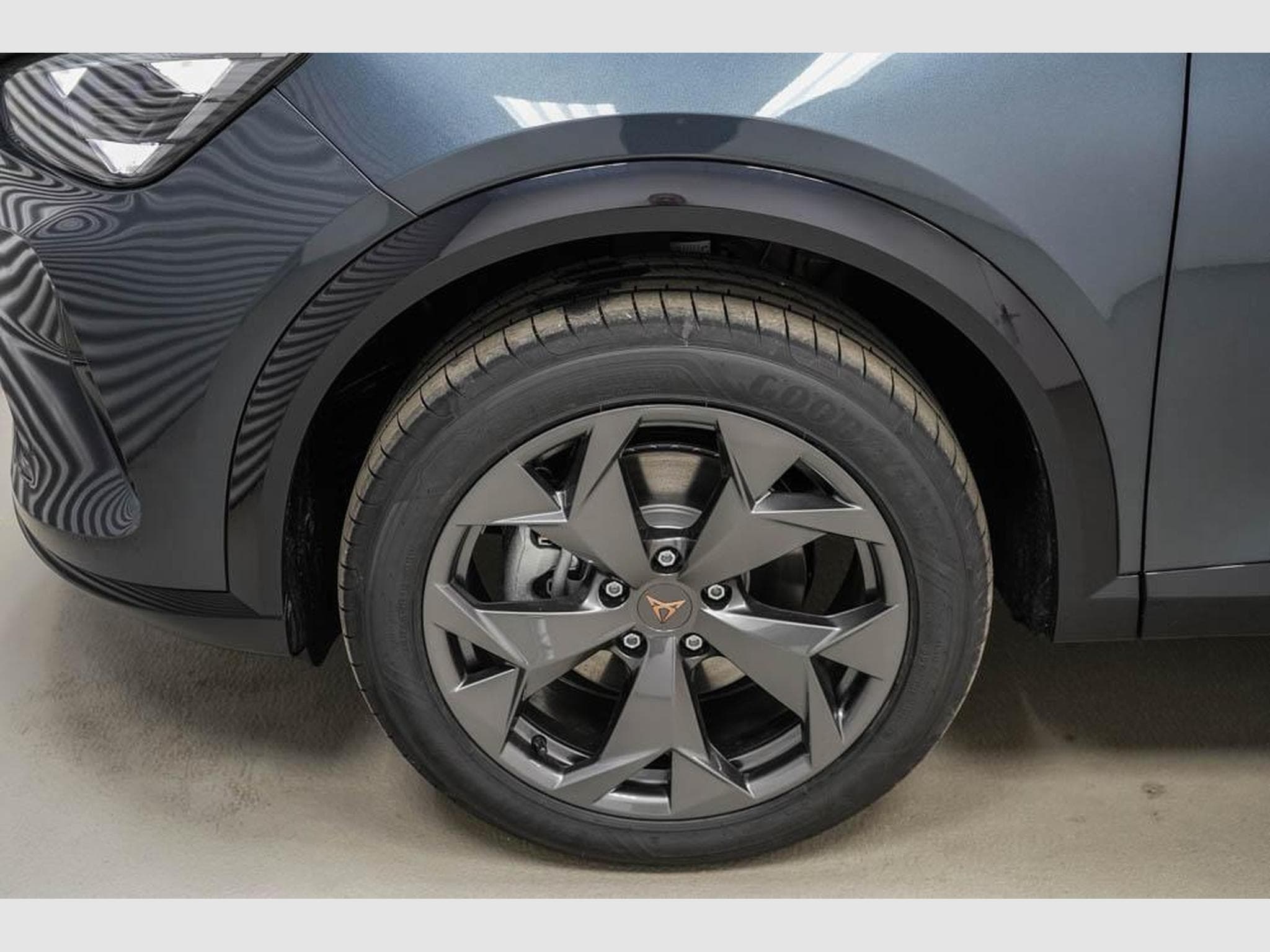 Cupra Formentor 1,5 eTSI DSG (2026) - Photo 5