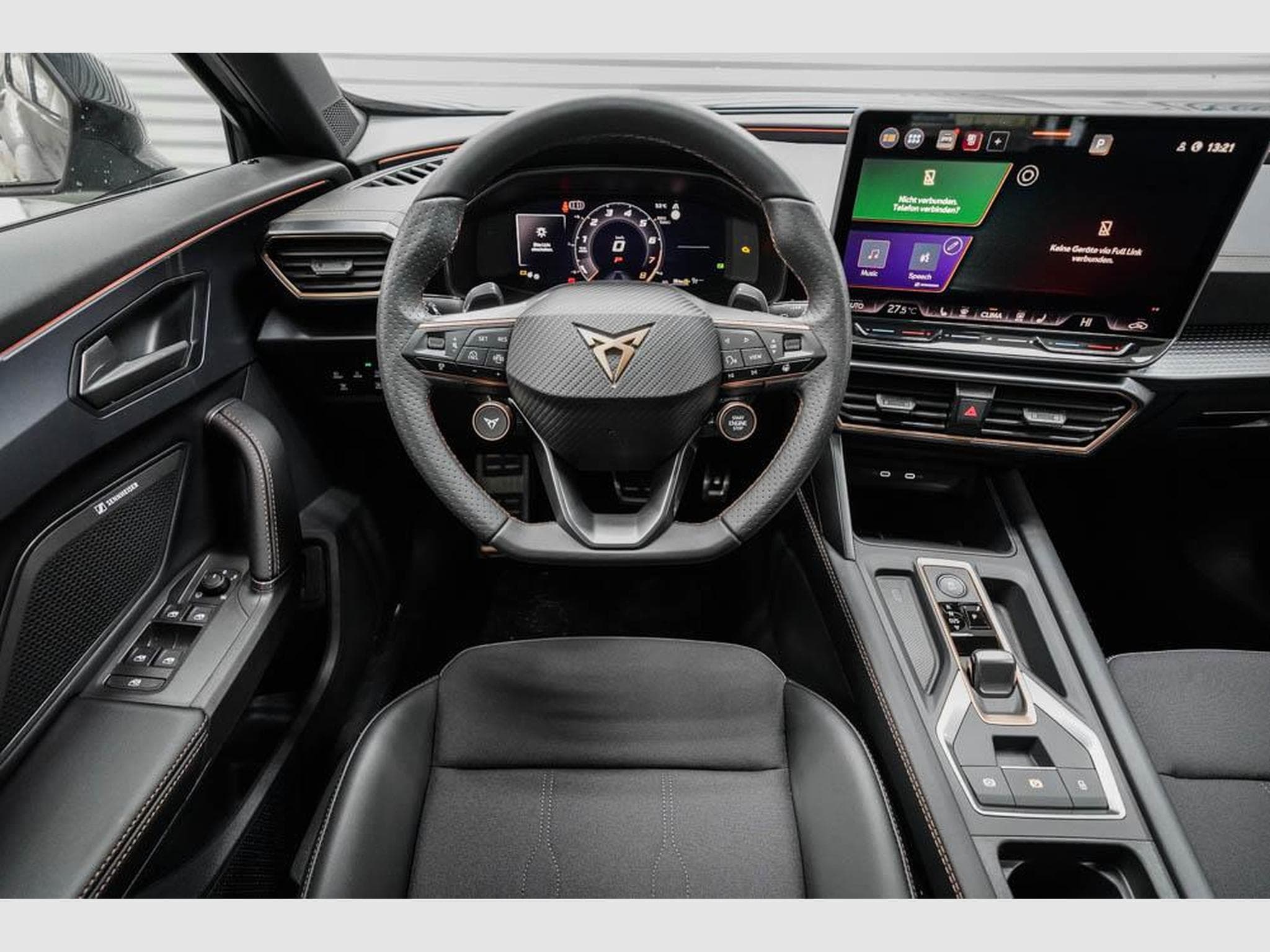 Cupra Formentor 1,5 eTSI DSG (2026) - Photo 8