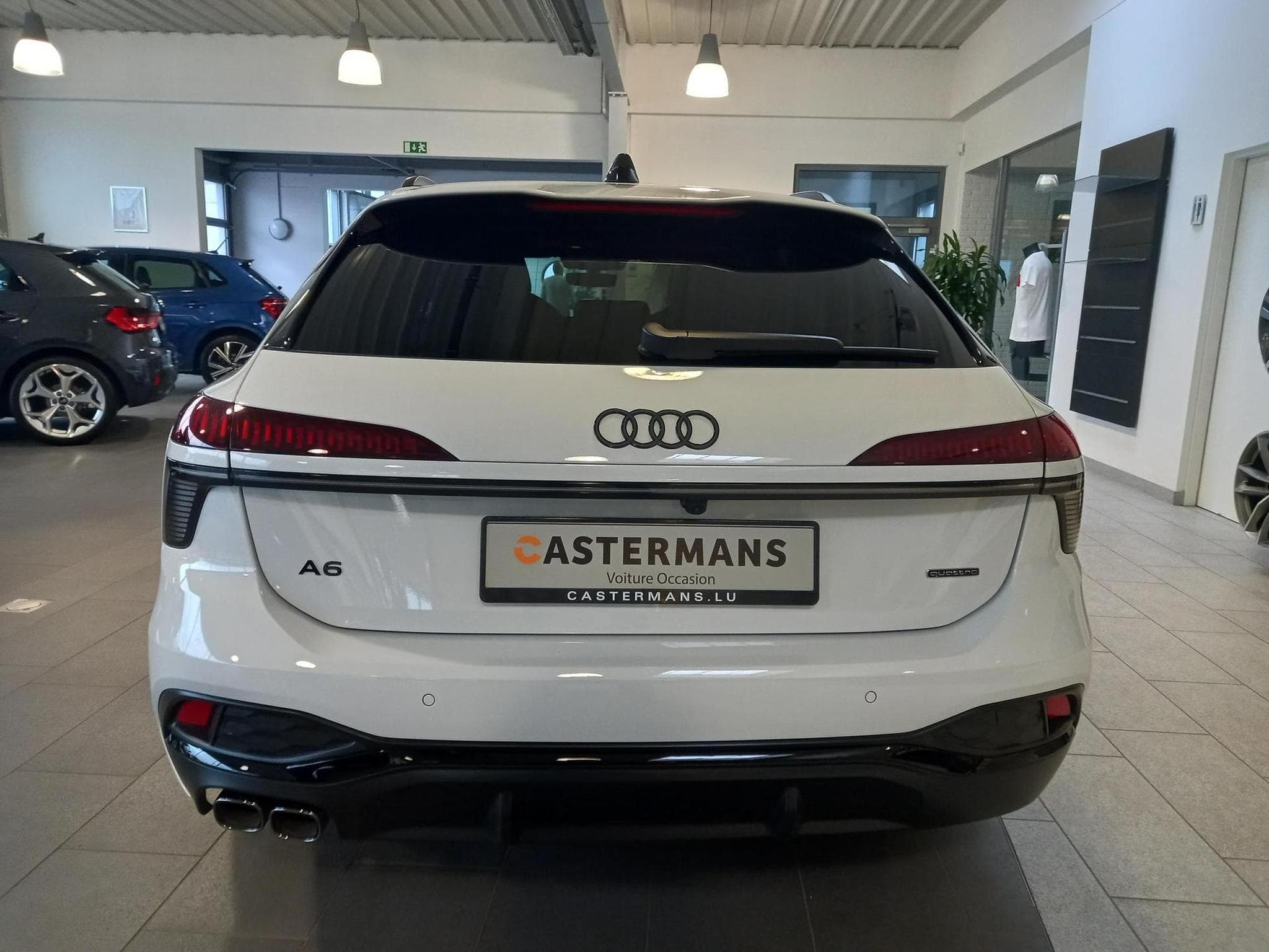 Audi A6 Avant S line (2025) - Photo 5