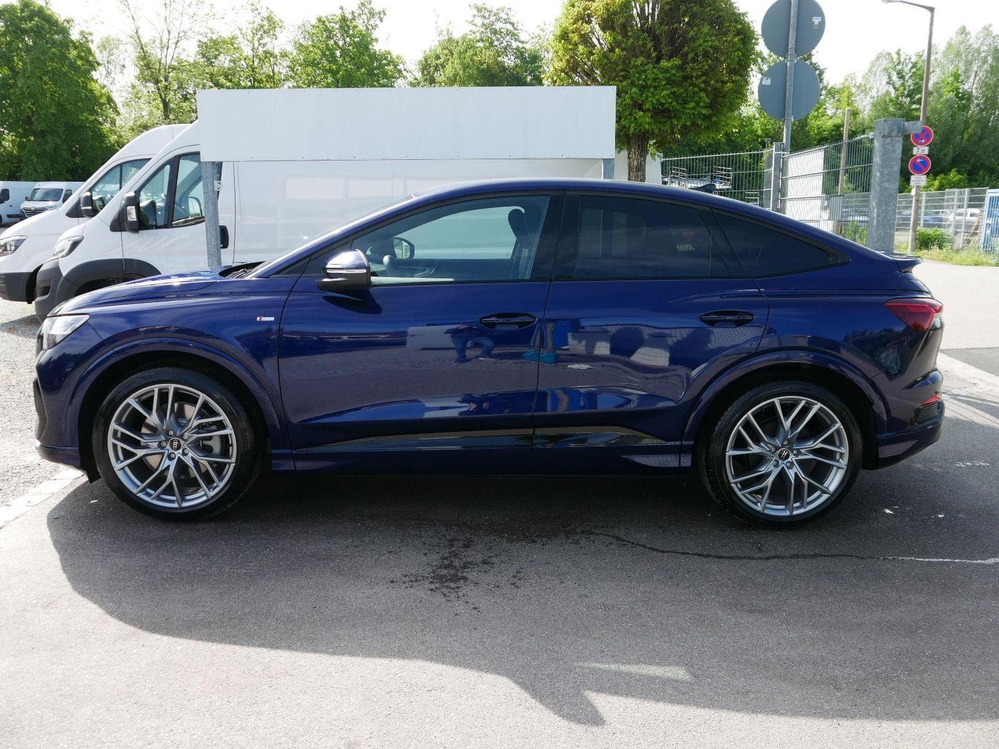 Audi Q4 Sportback 50 QUATTRO (2023) - Photo 8