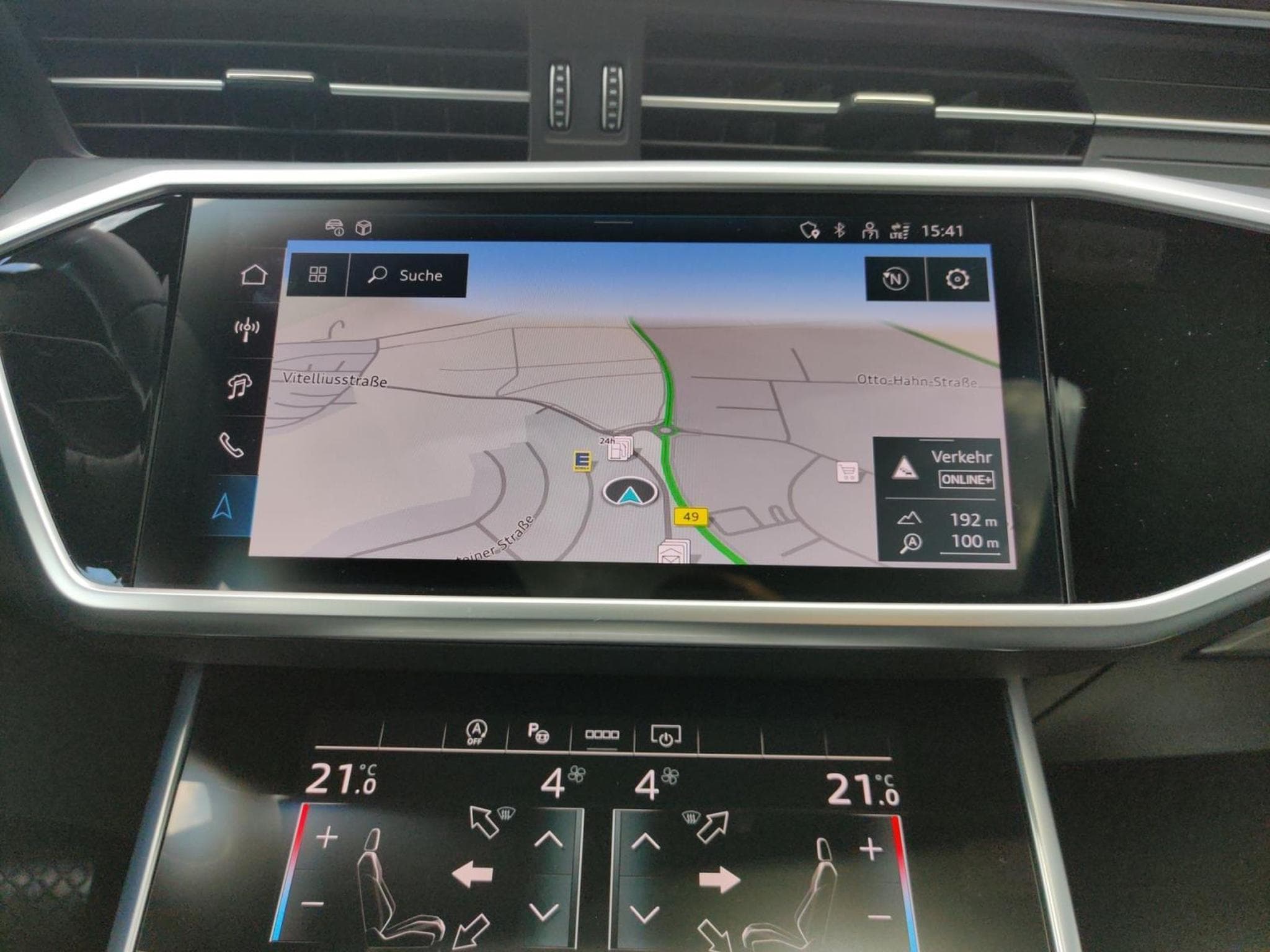 Audi A6 Avant S-line 50 (2024) - Photo 9