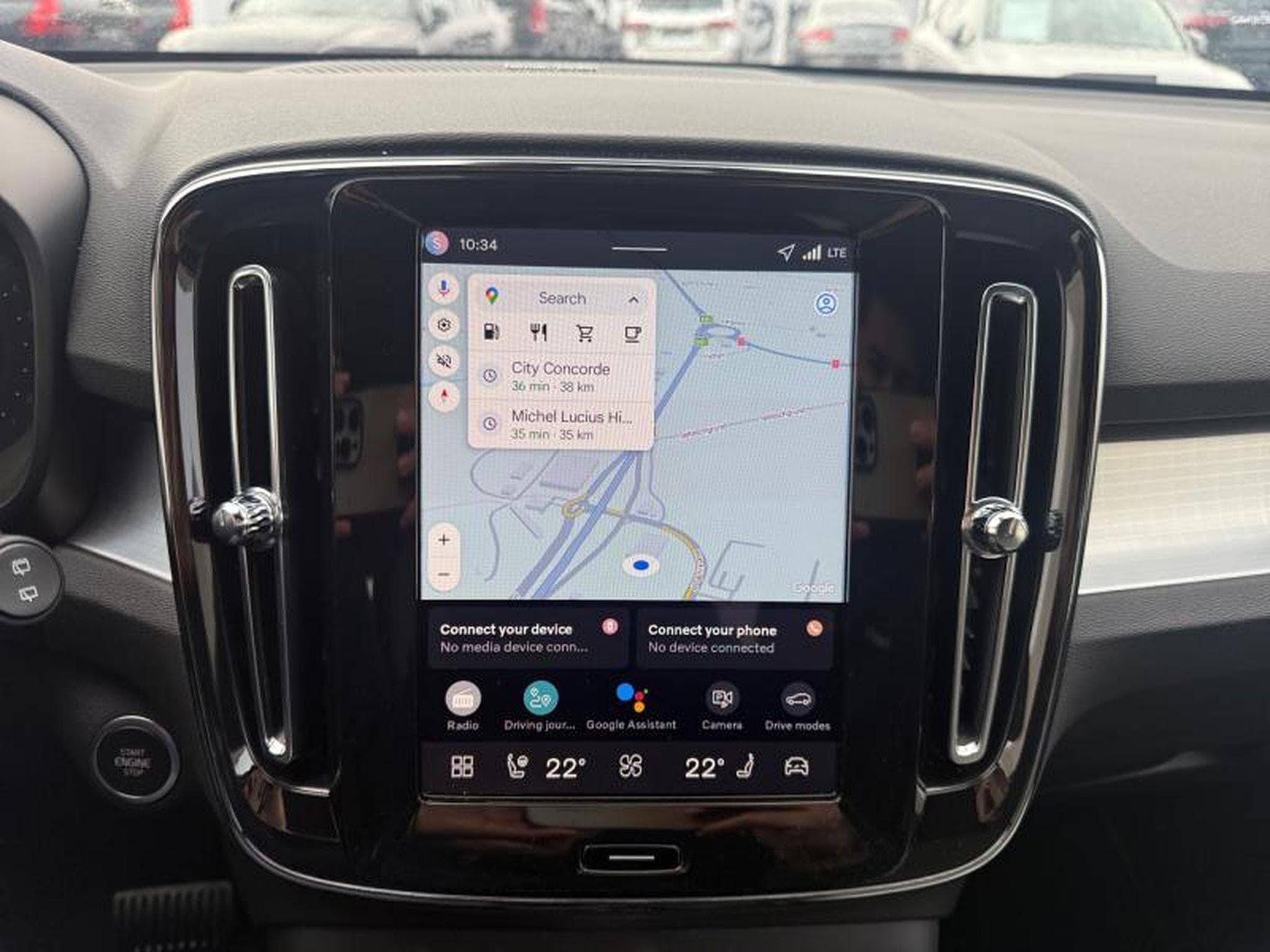 Volvo XC40 B3 Plus Dark / Essence (2025) - Photo 16