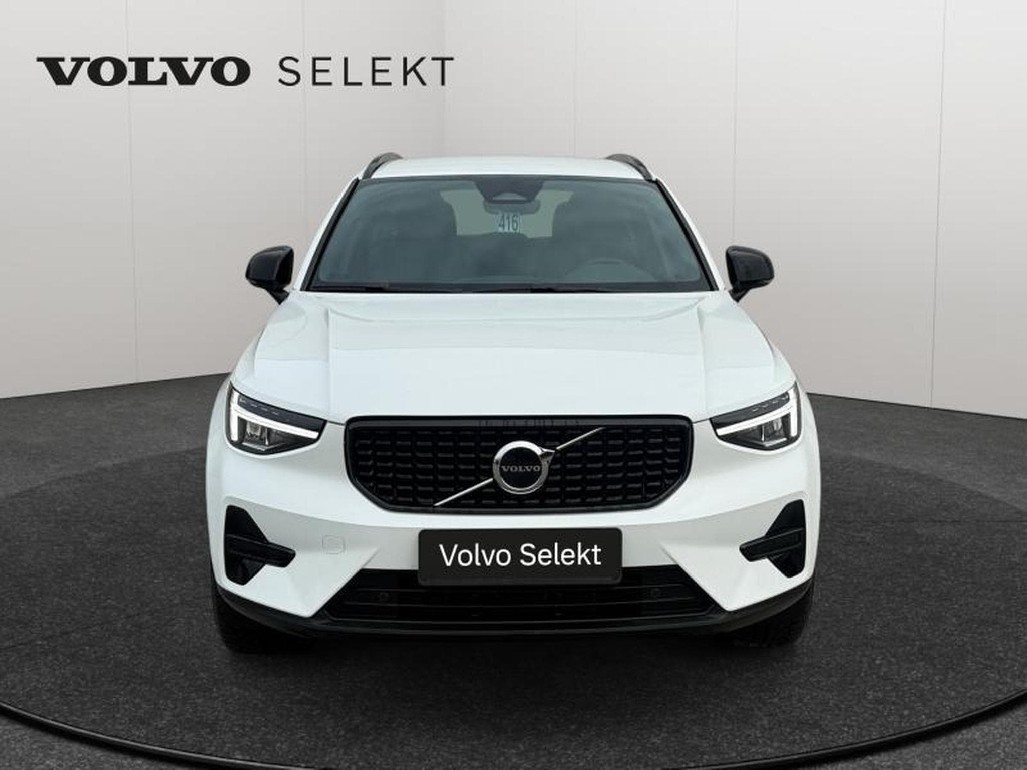 Volvo XC40 B3 Plus Dark / Essence (2025) - Photo 9