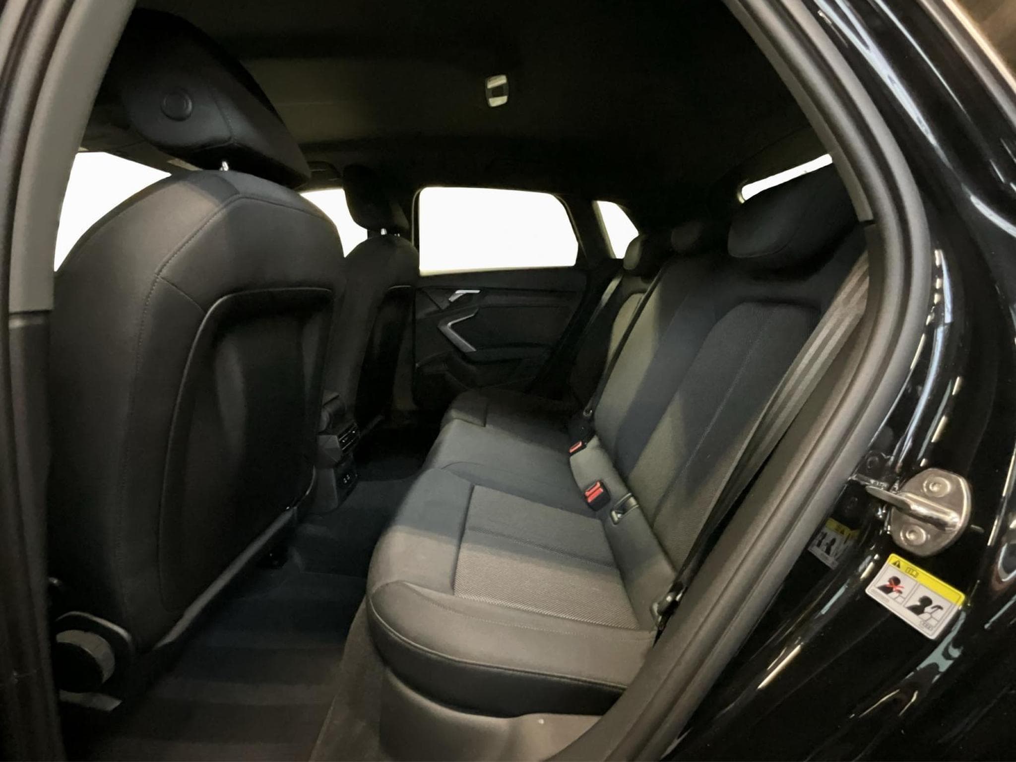 Audi A3 SB+Advanced+40TFSIe+S-Tronic (2025) - Photo 16