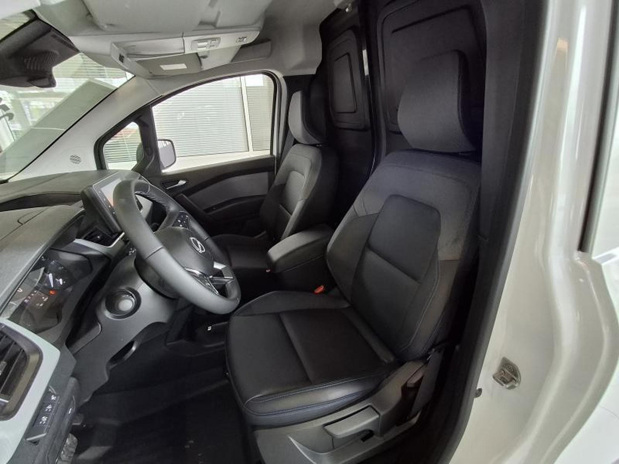 Nissan Townstar VAN EV N-Connecta L1H1 (2025) - Foto 10