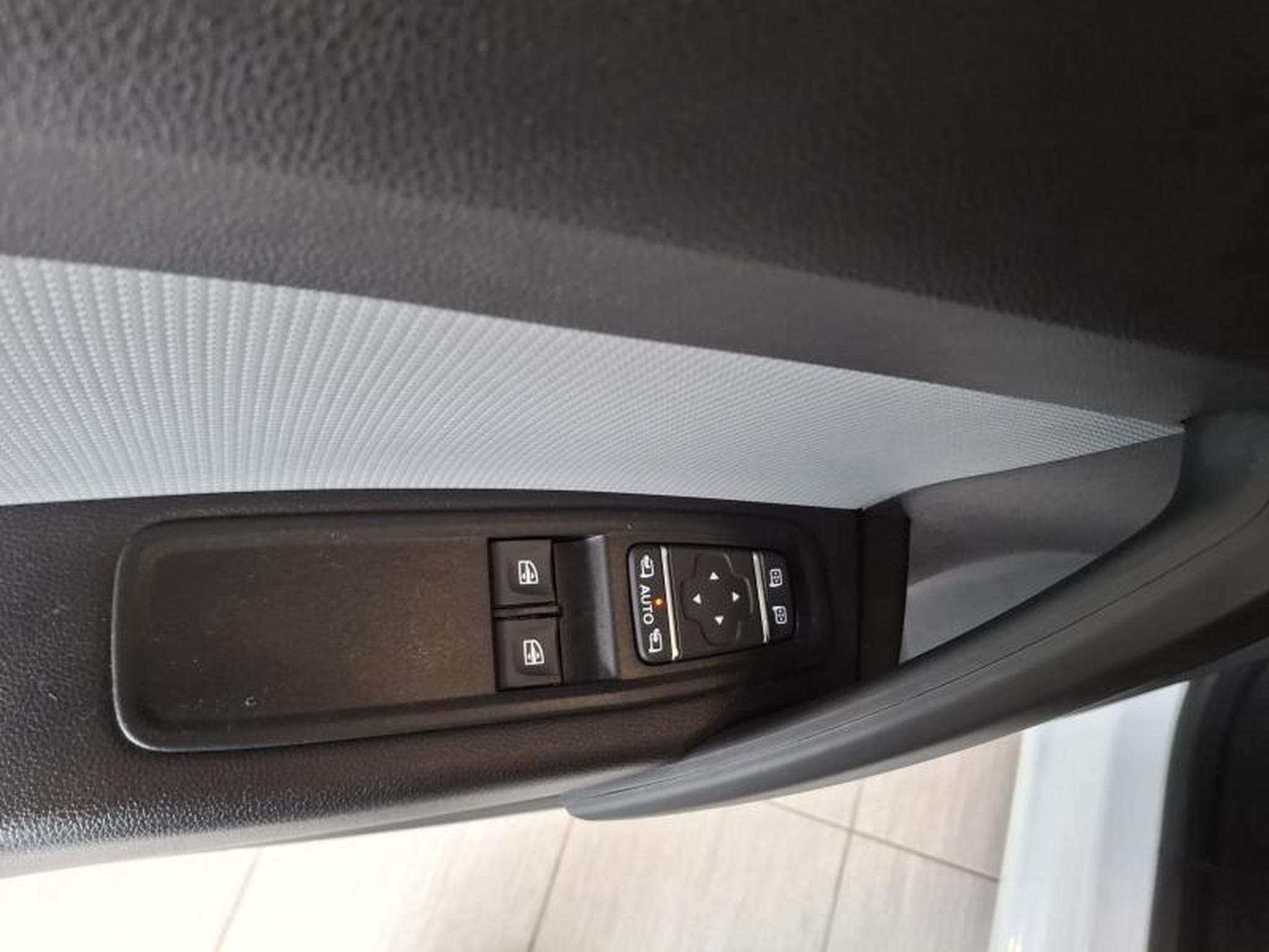 Nissan Townstar VAN EV N-Connecta L1H1 (2025) - Foto 11