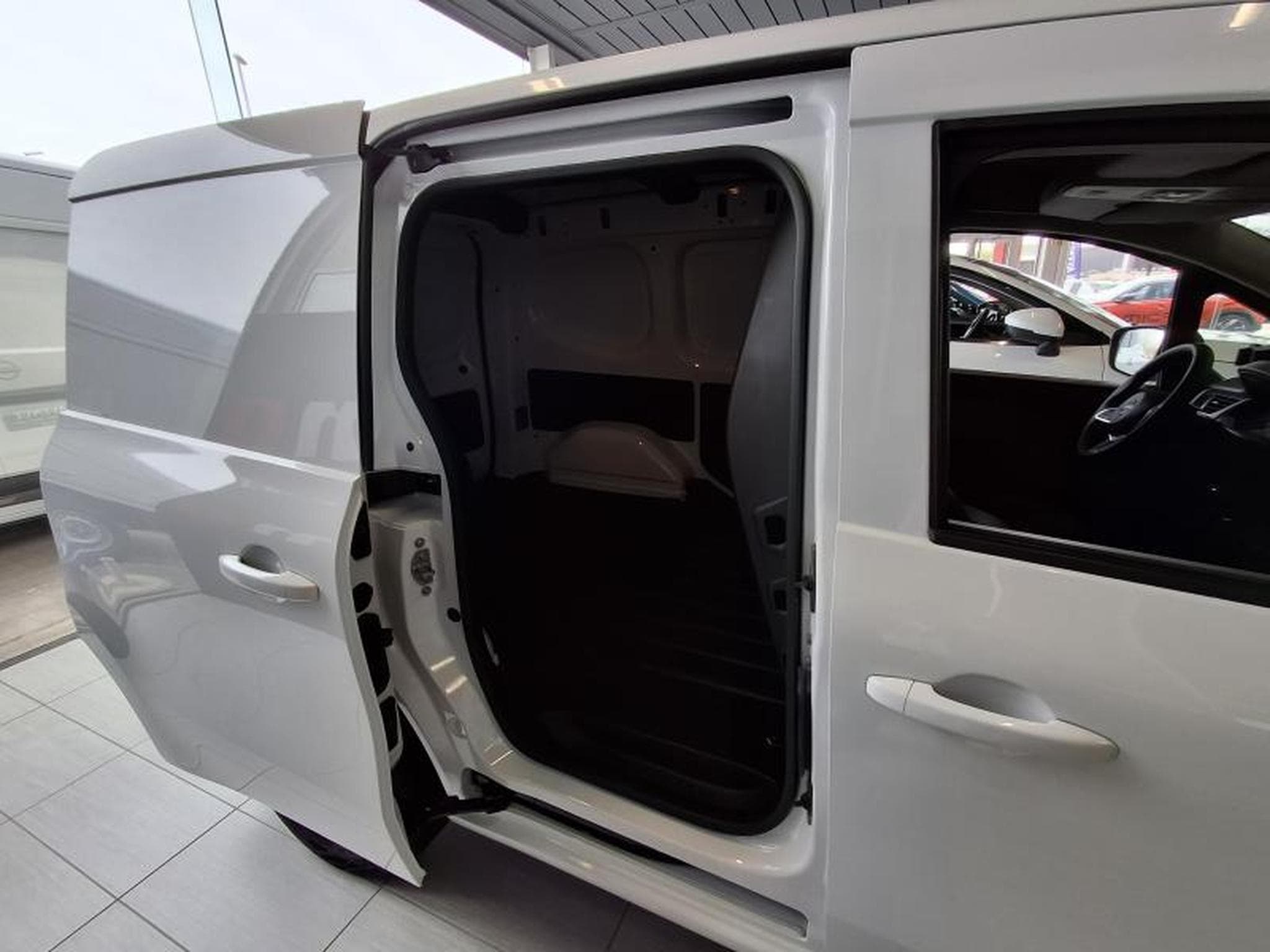 Nissan Townstar VAN EV N-Connecta L1H1 (2025) - Foto 8