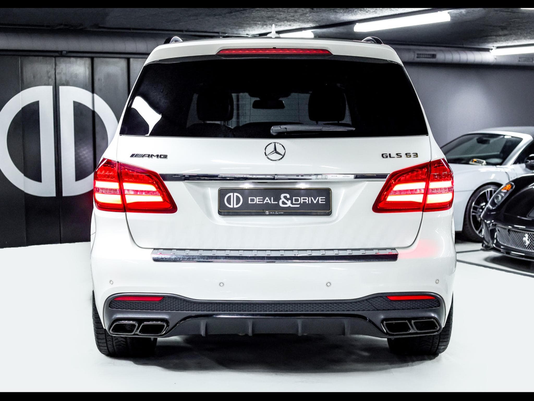 Mercedes GLS 63 AMG V8 5.5 4MATIC 7 PLACES - DIAMOND WHITE METALLIC DESIGNO (2018) - Photo 4