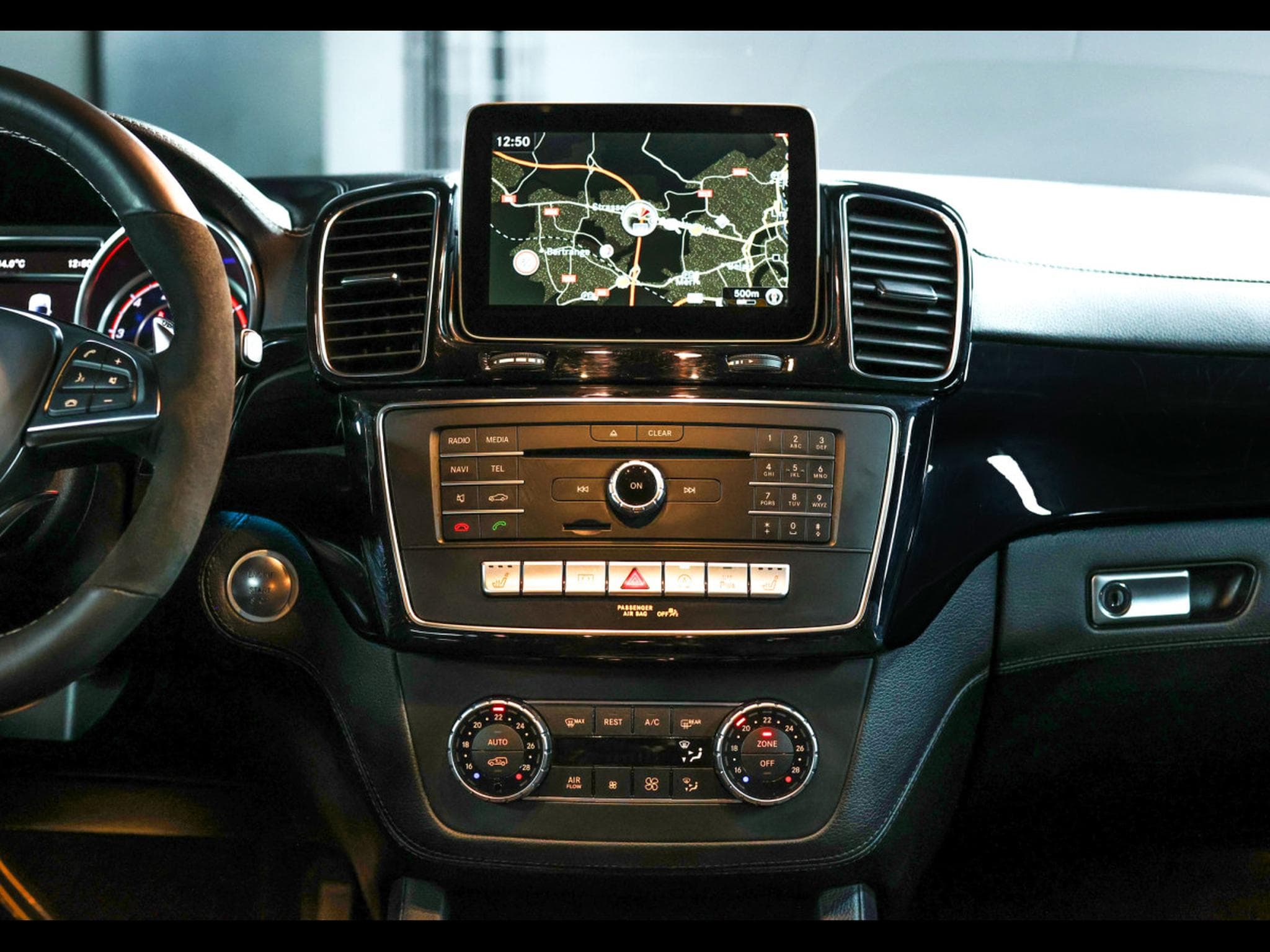 Mercedes GLS 63 AMG V8 5.5 4MATIC 7 PLACES - DIAMOND WHITE METALLIC DESIGNO (2018) - Photo 9