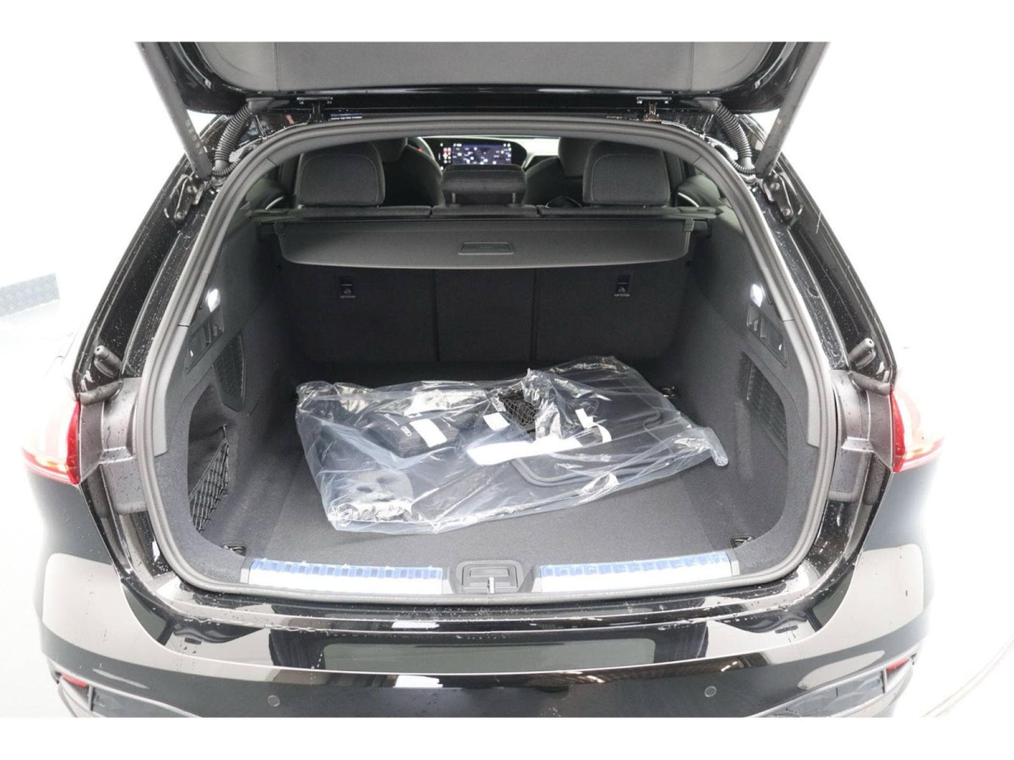 Audi A5 Audi A5 Avant TFSI  S tronic 7 S Line/19”/ (2025) - Photo 14