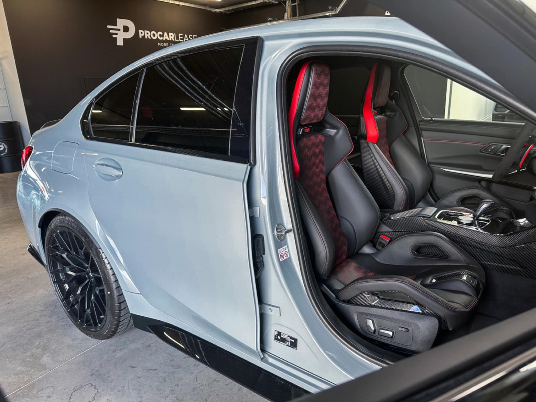 BMW M3 Limousine CS/ 50 JAHRE/KEYLESS/20/HEAD UP/CARBON (2023) - Photo 16