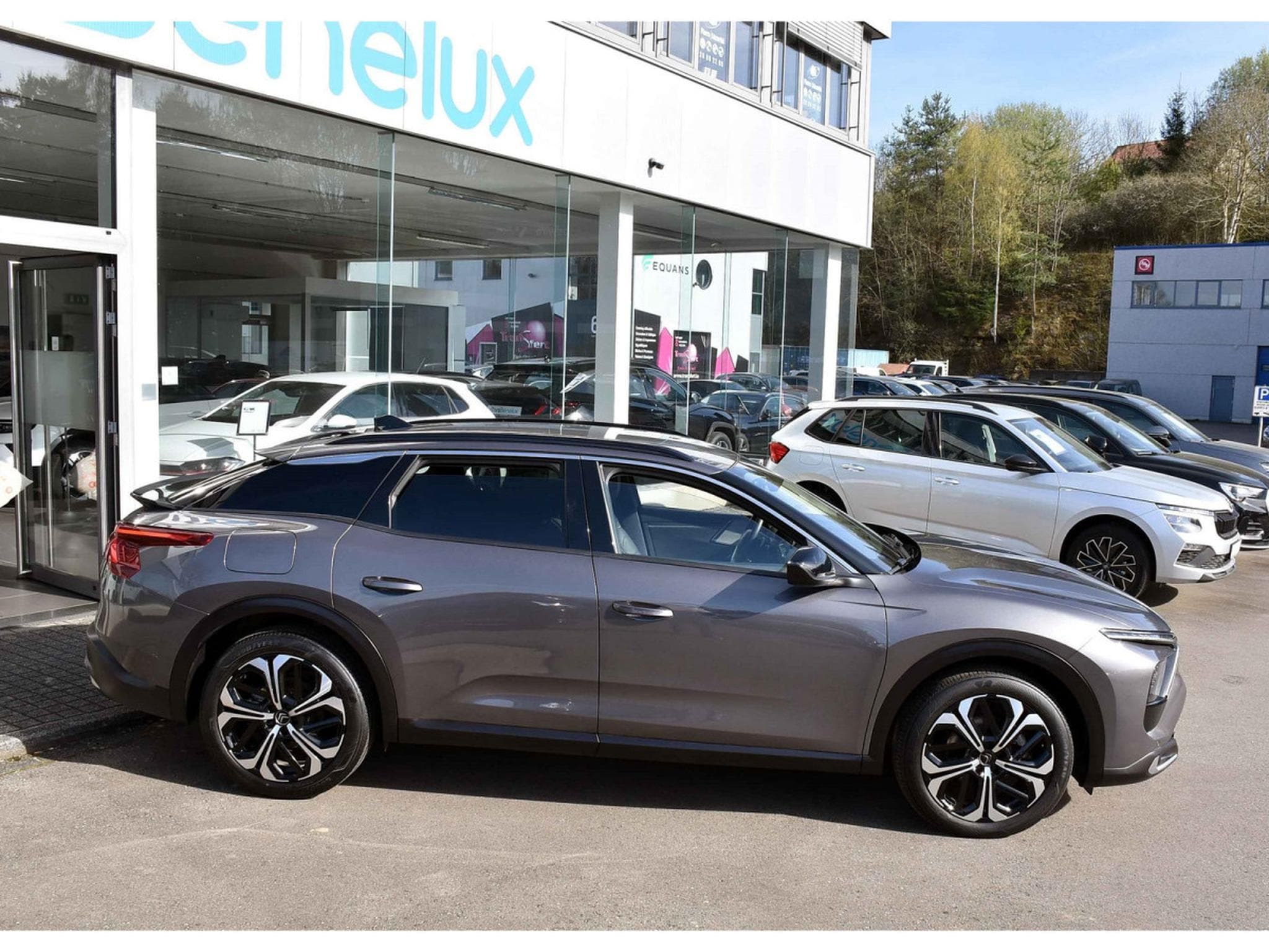 Citroën C5 X 1.2 PureTech PLUS EAT8 CUIR MEMO VENT ACC HUD LANE 1° MAIN (2024) - Photo 3