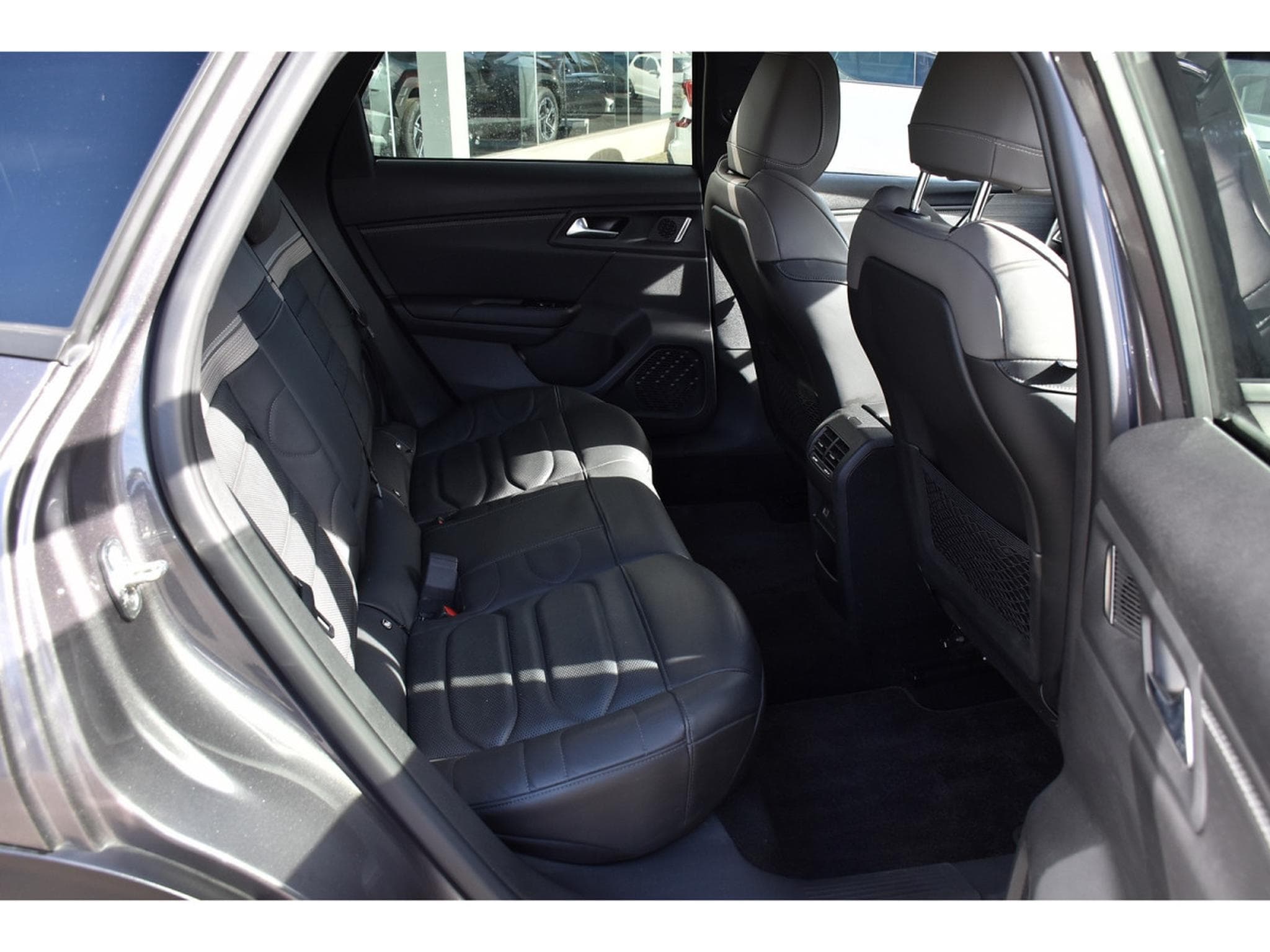 Citroën C5 X 1.2 PureTech PLUS EAT8 CUIR MEMO VENT ACC HUD LANE 1° MAIN (2024) - Photo 8