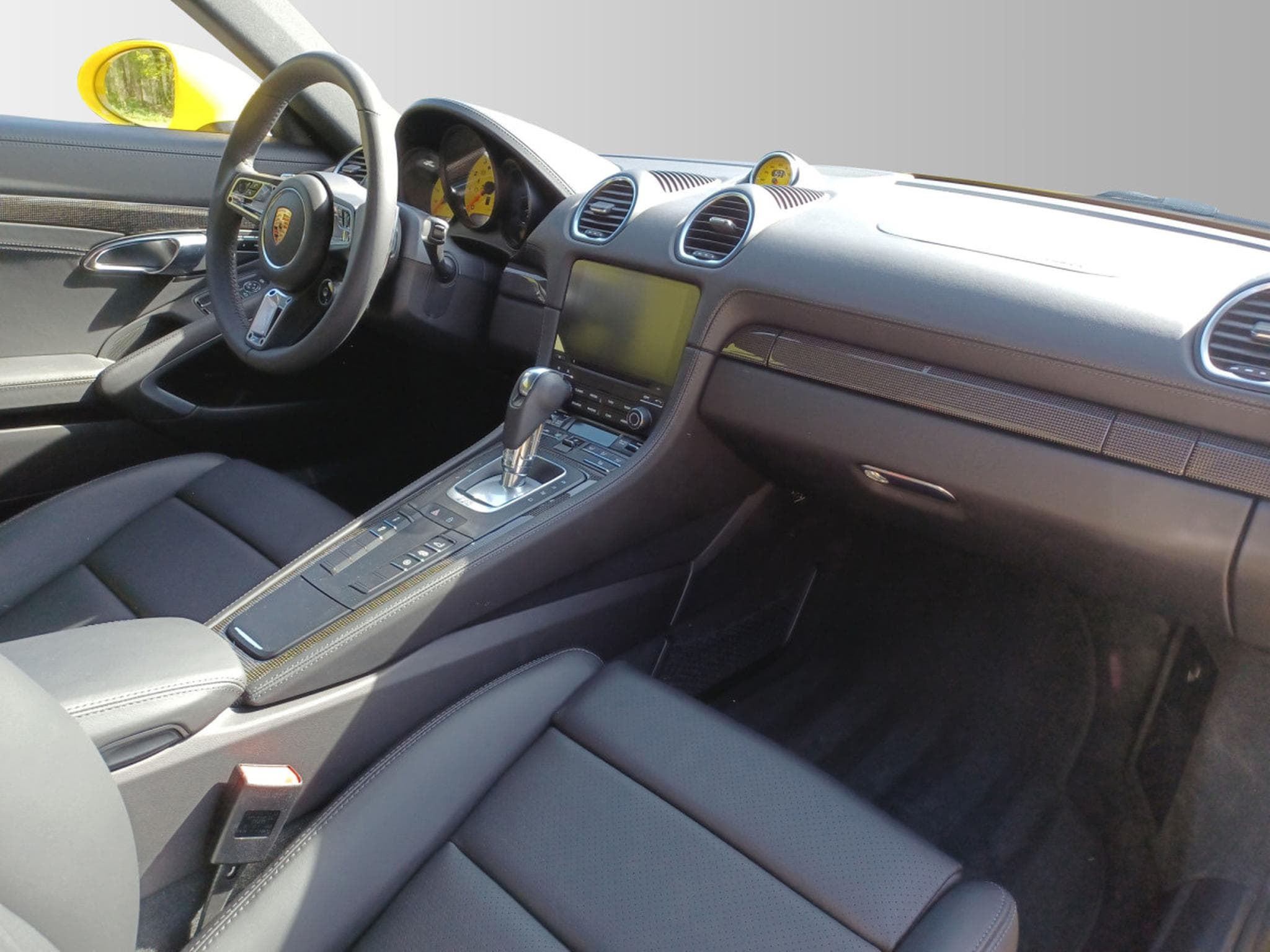 Porsche Cayman 718 S (2023) - Photo 10