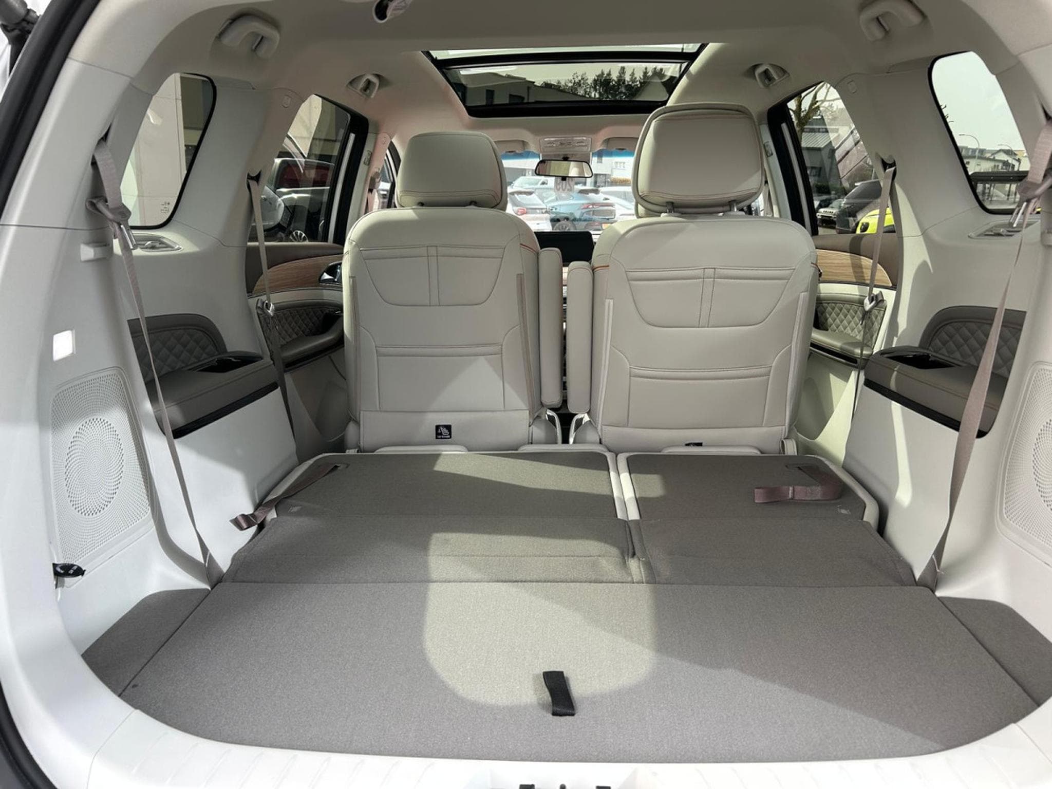 Forthing U-Tour FORTHING 4 U TOUR 7 PLACES (2026) - Photo 13