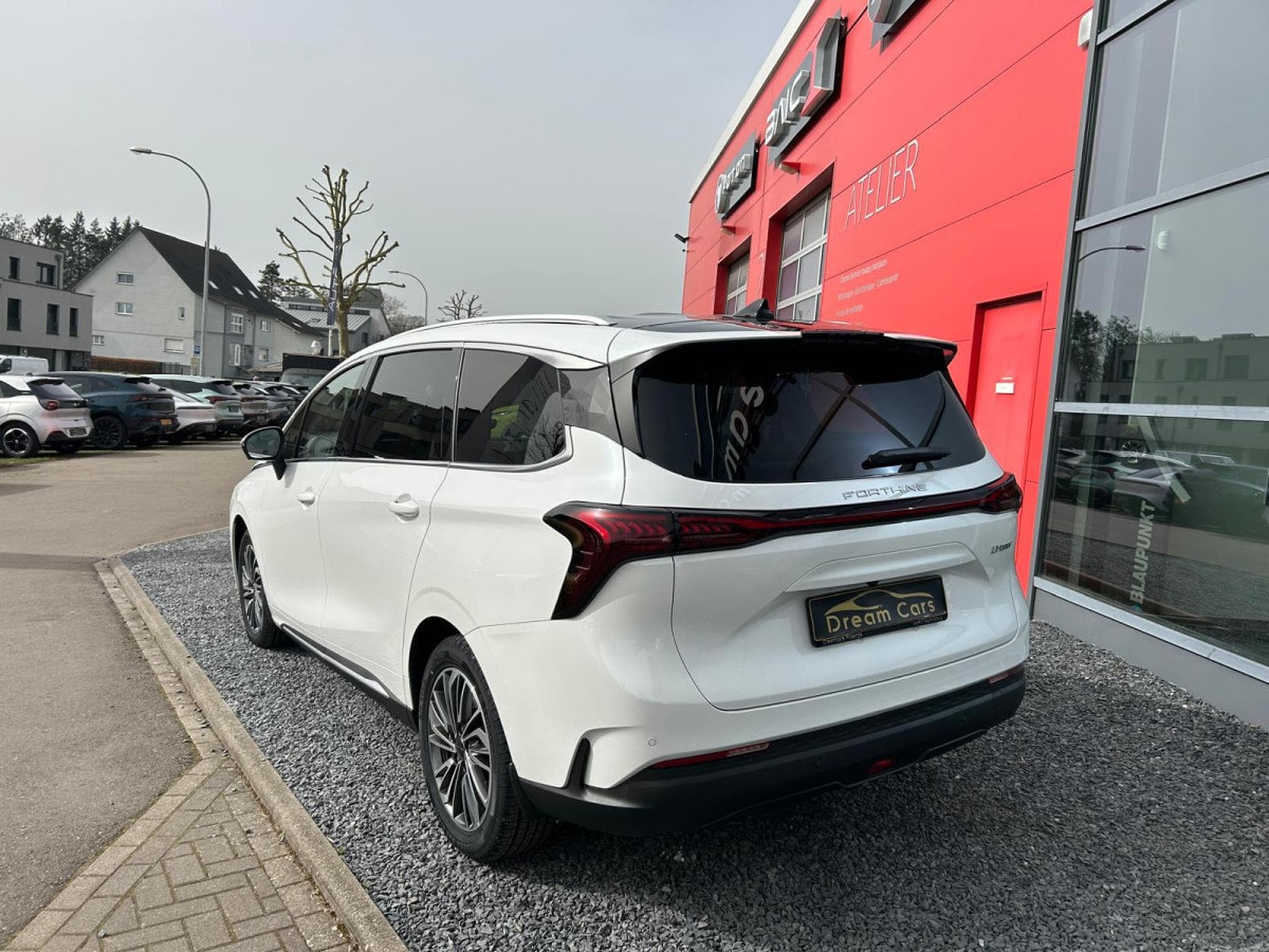 Forthing U-Tour FORTHING 4 U TOUR 7 PLACES (2026) - Photo 2