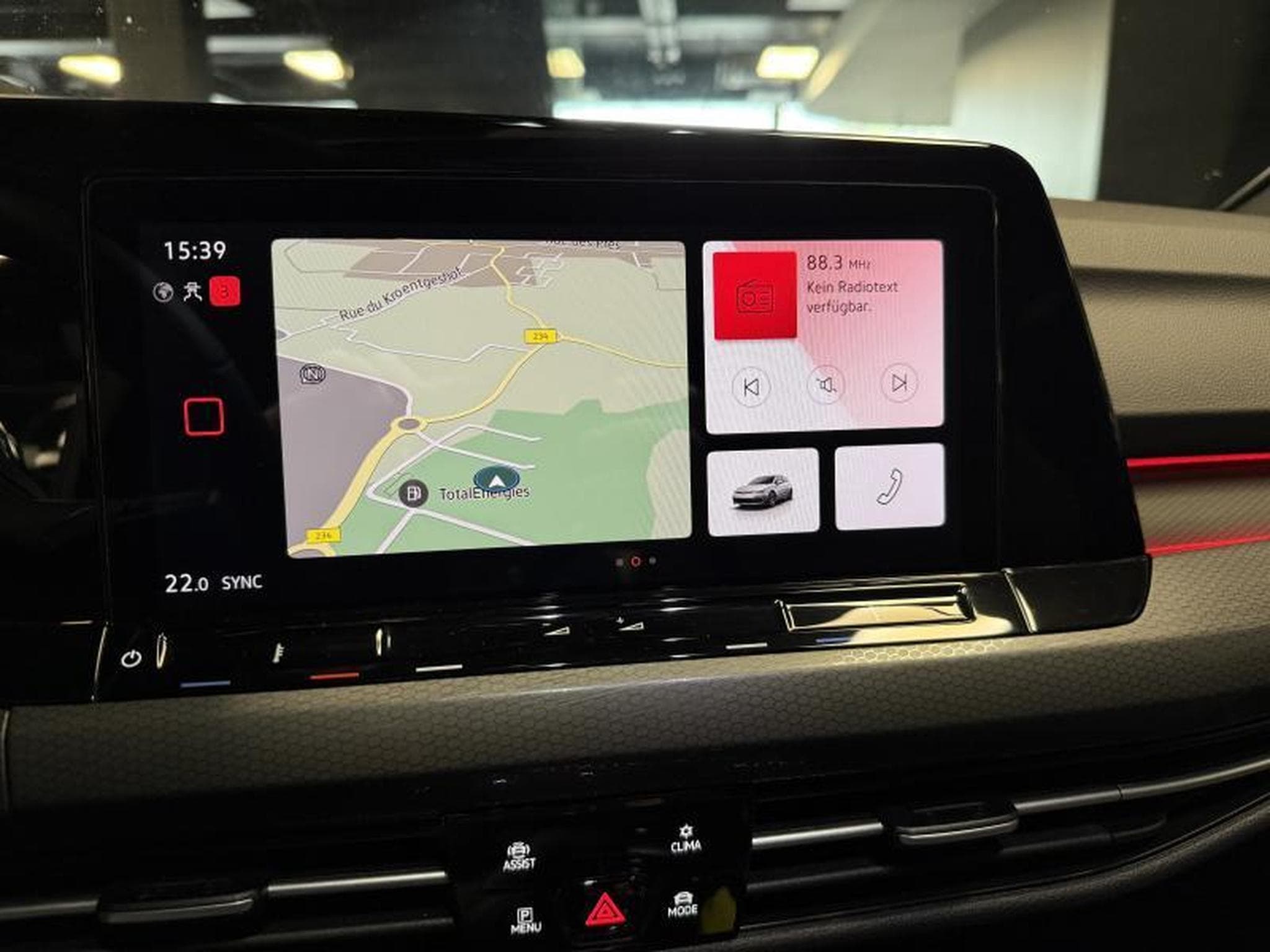 VW Golf VIII GTI Clubsport (2022) - Photo 12