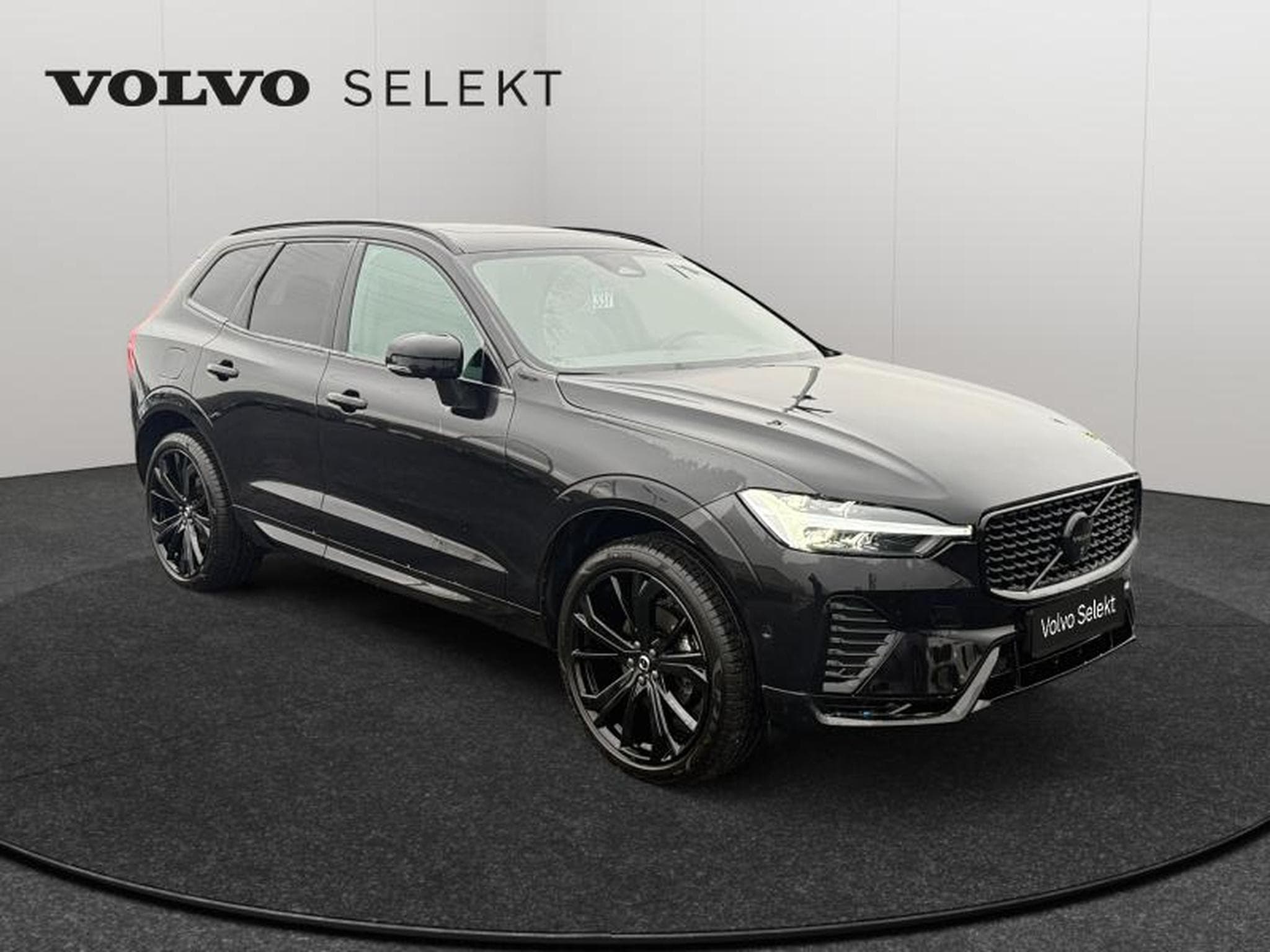 Volvo XC60 B5 Black Edition Plus / Essence (2025) - Photo 8