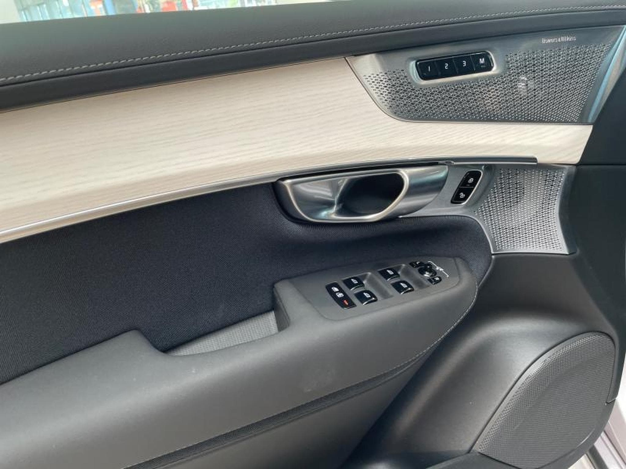 Volvo XC90 Ultra Bright 7 PLACES (2025) - Photo 20