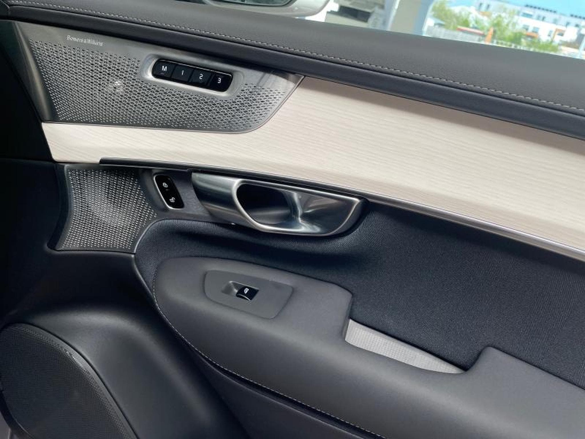 Volvo XC90 Ultra Bright 7 PLACES (2025) - Photo 21