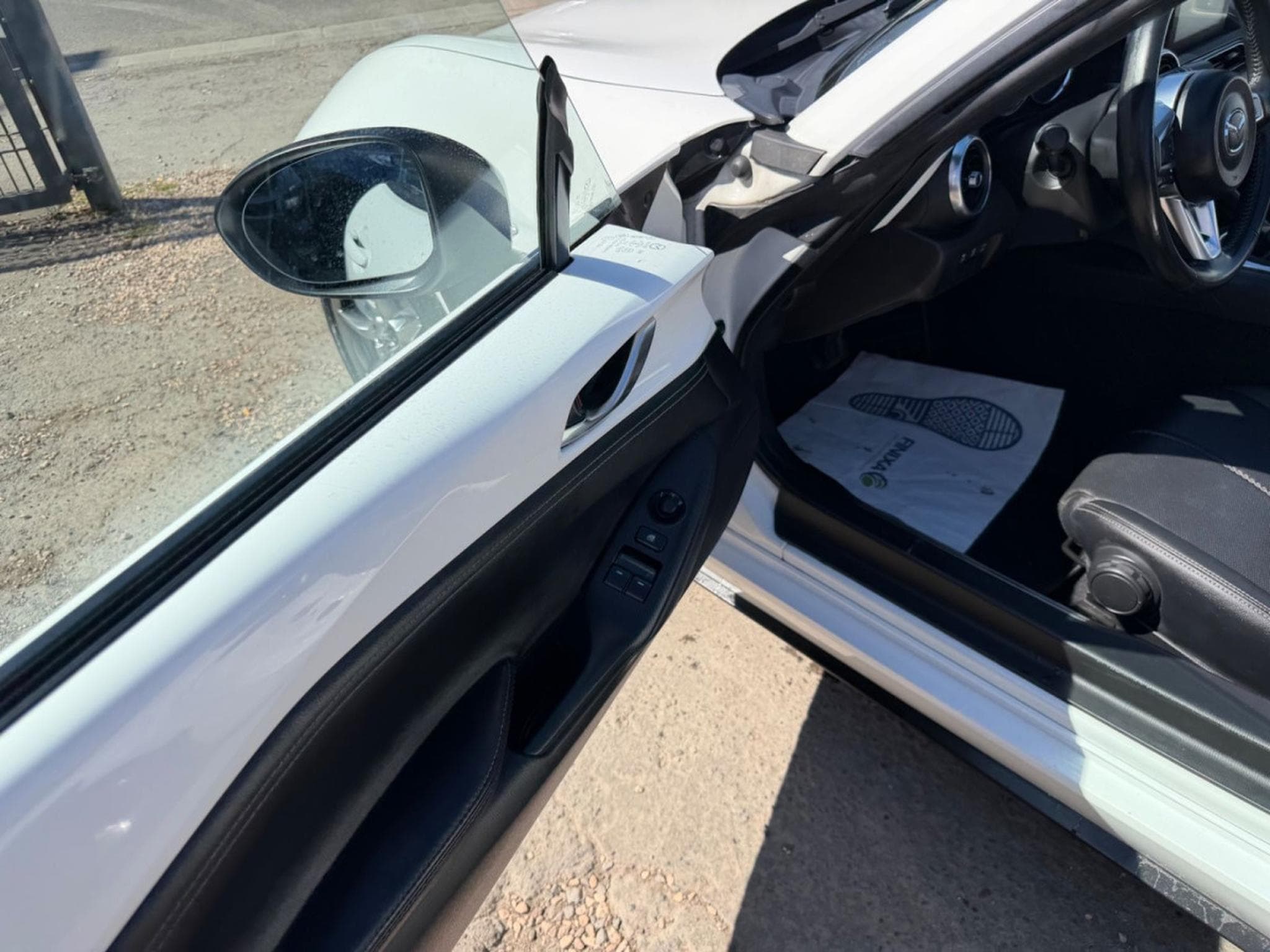 Mazda MX-5 Exclusive-Line RF (2022) - Photo 13