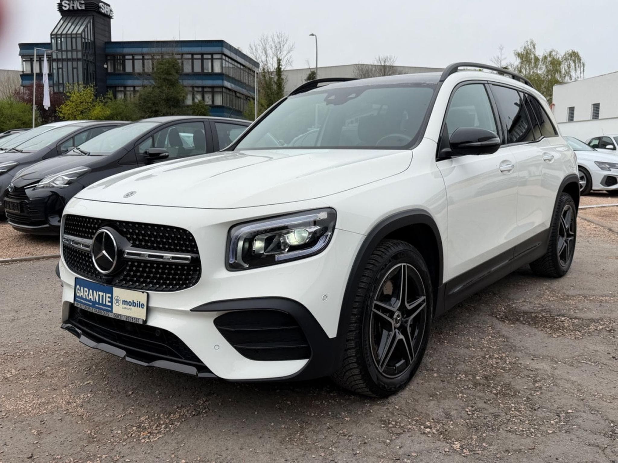 Mercedes GLB 250 4Matic AMG Line / Panoramaschiebedach / (2020) - Foto 2
