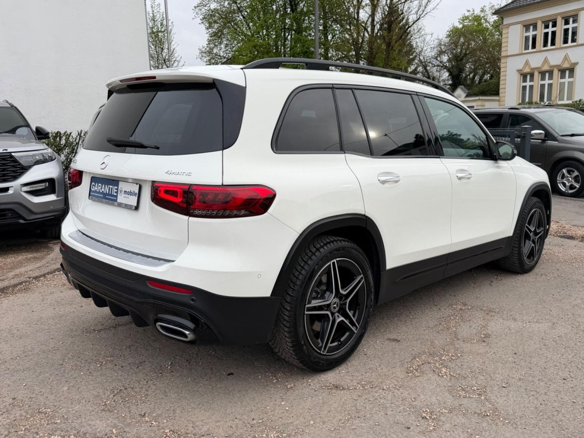 Mercedes GLB 250 4Matic AMG Line / Panoramaschiebedach / (2020) - Foto 6