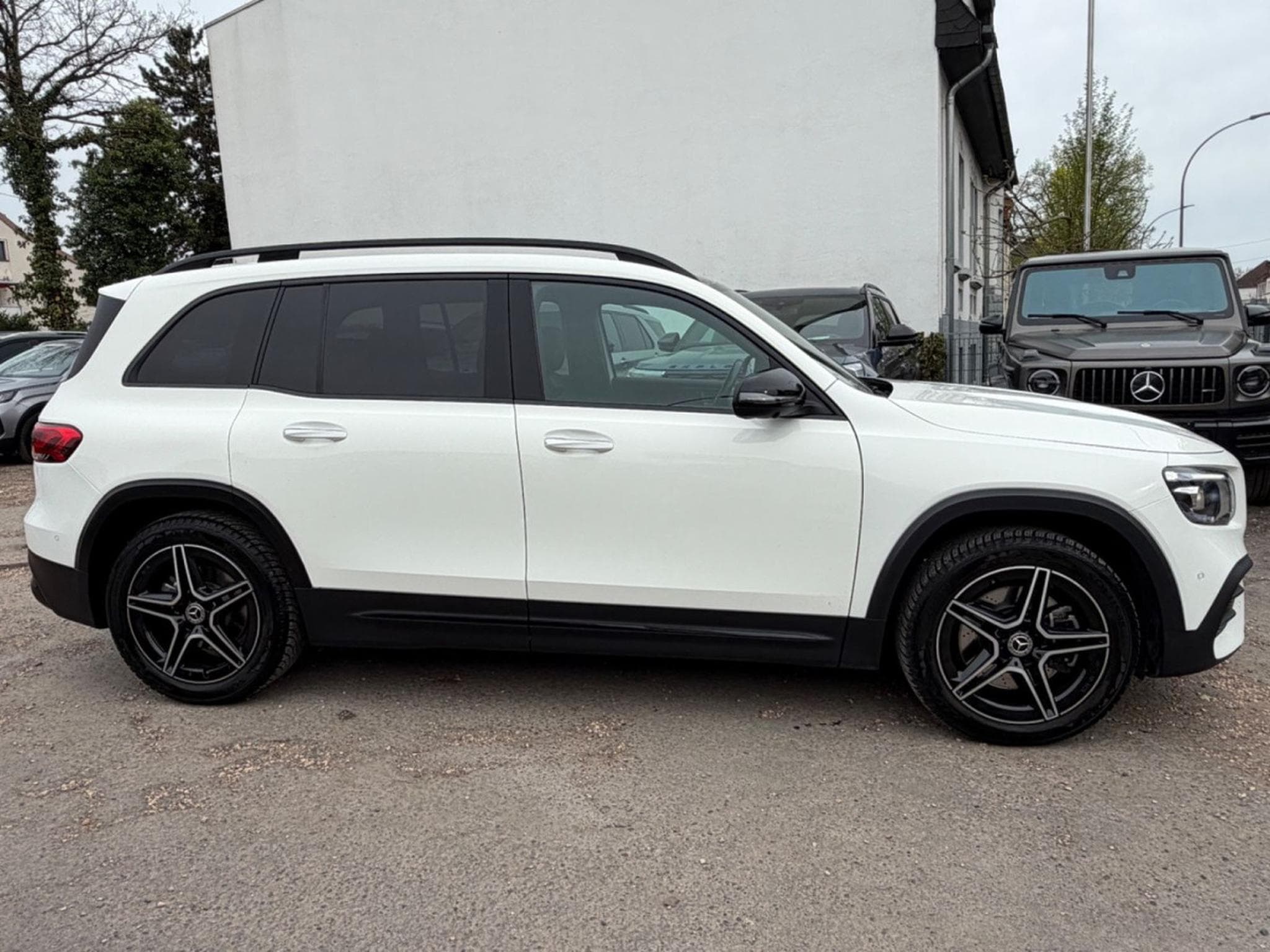 Mercedes GLB 250 4Matic AMG Line / Panoramaschiebedach / (2020) - Foto 7