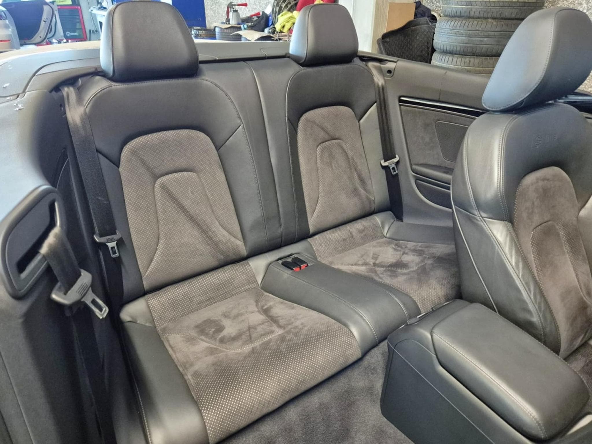 Audi A5 CABRIO 3.0 TDI QUATTRO S-TRONIC 3X S-LINE CUIR NAVI (2011) - Foto 7