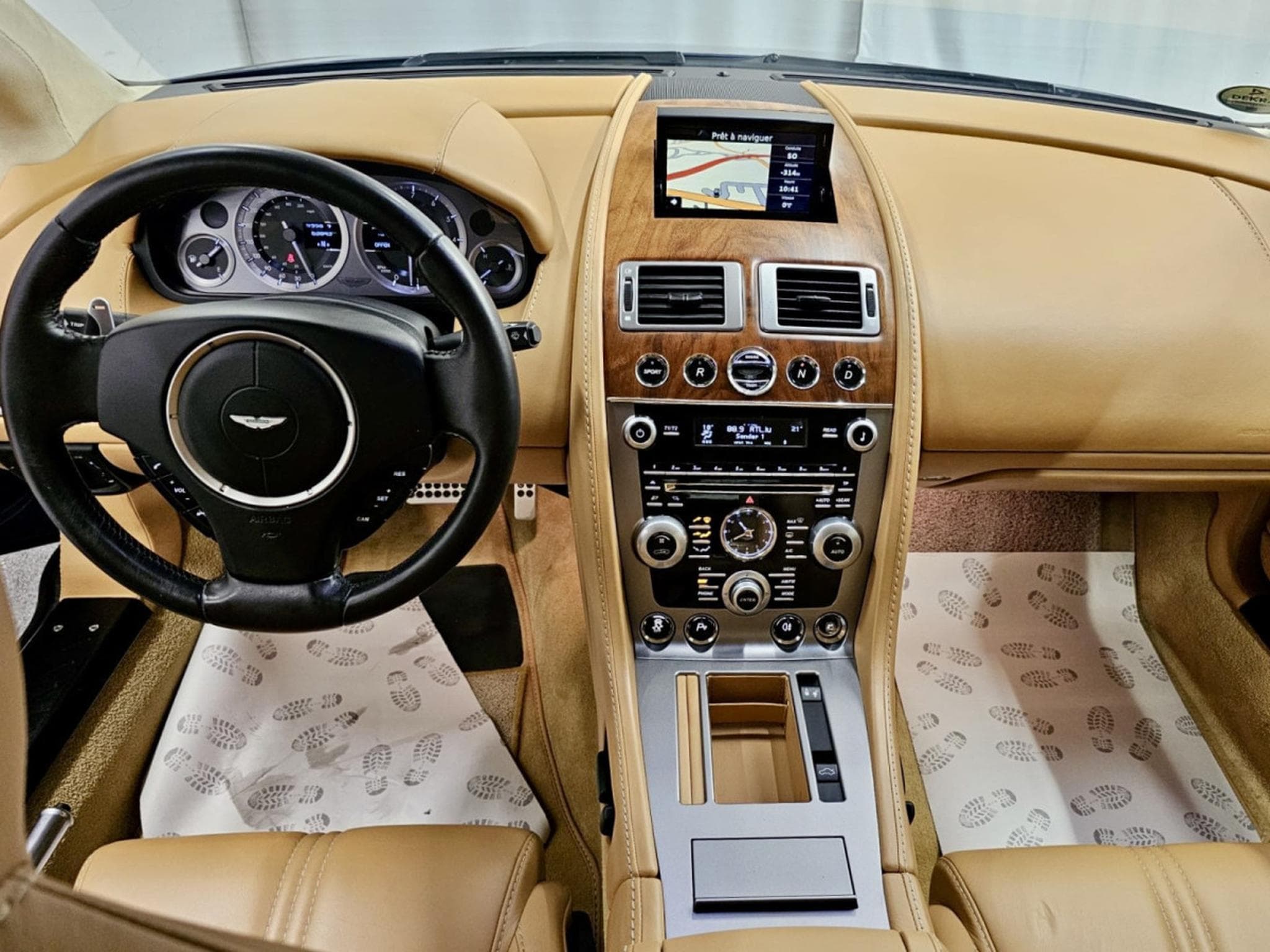 Aston-Martin V8 Vantage CARBON EUROPA CUIR NAVI (2011) - Foto 5