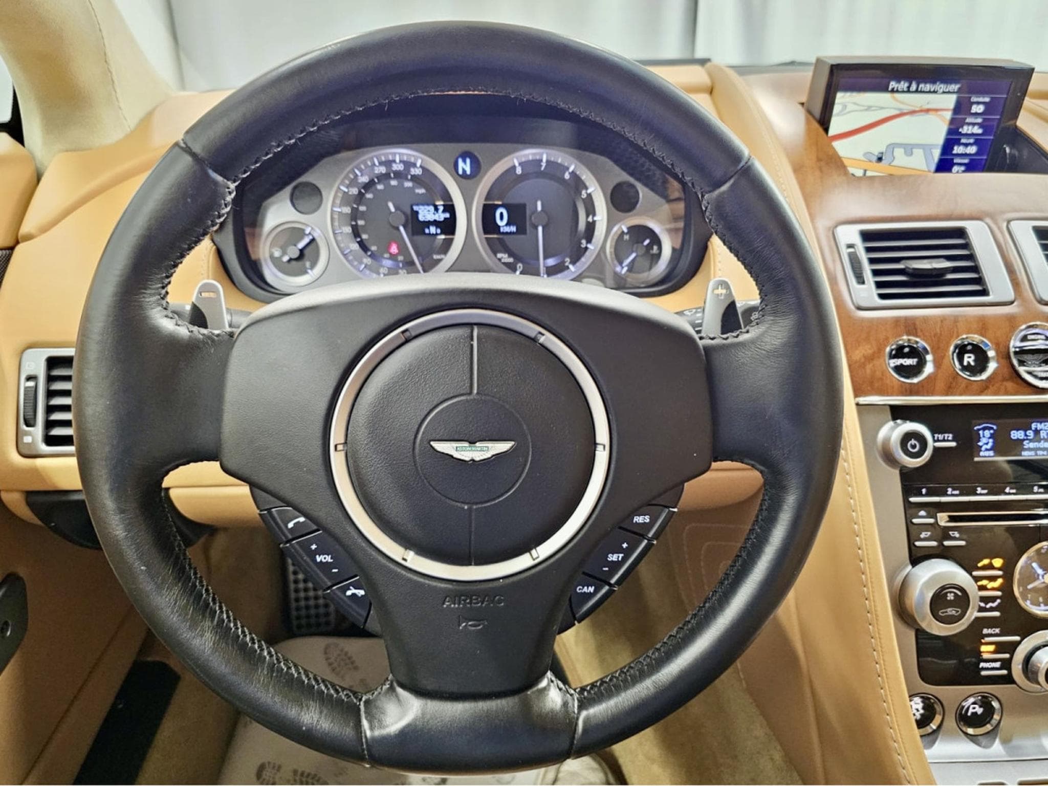 Aston-Martin V8 Vantage CARBON EUROPA CUIR NAVI (2011) - Foto 6