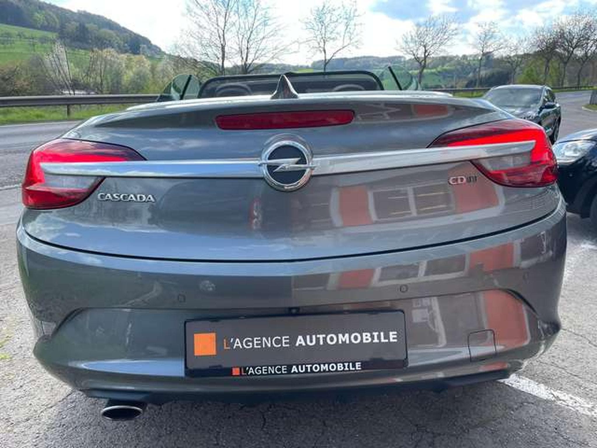 Opel Cascada Cabriolet2.0 D EcoFlex-JUSQU'A 48 MOIS DE GARANTIE (2018) - Photo 11