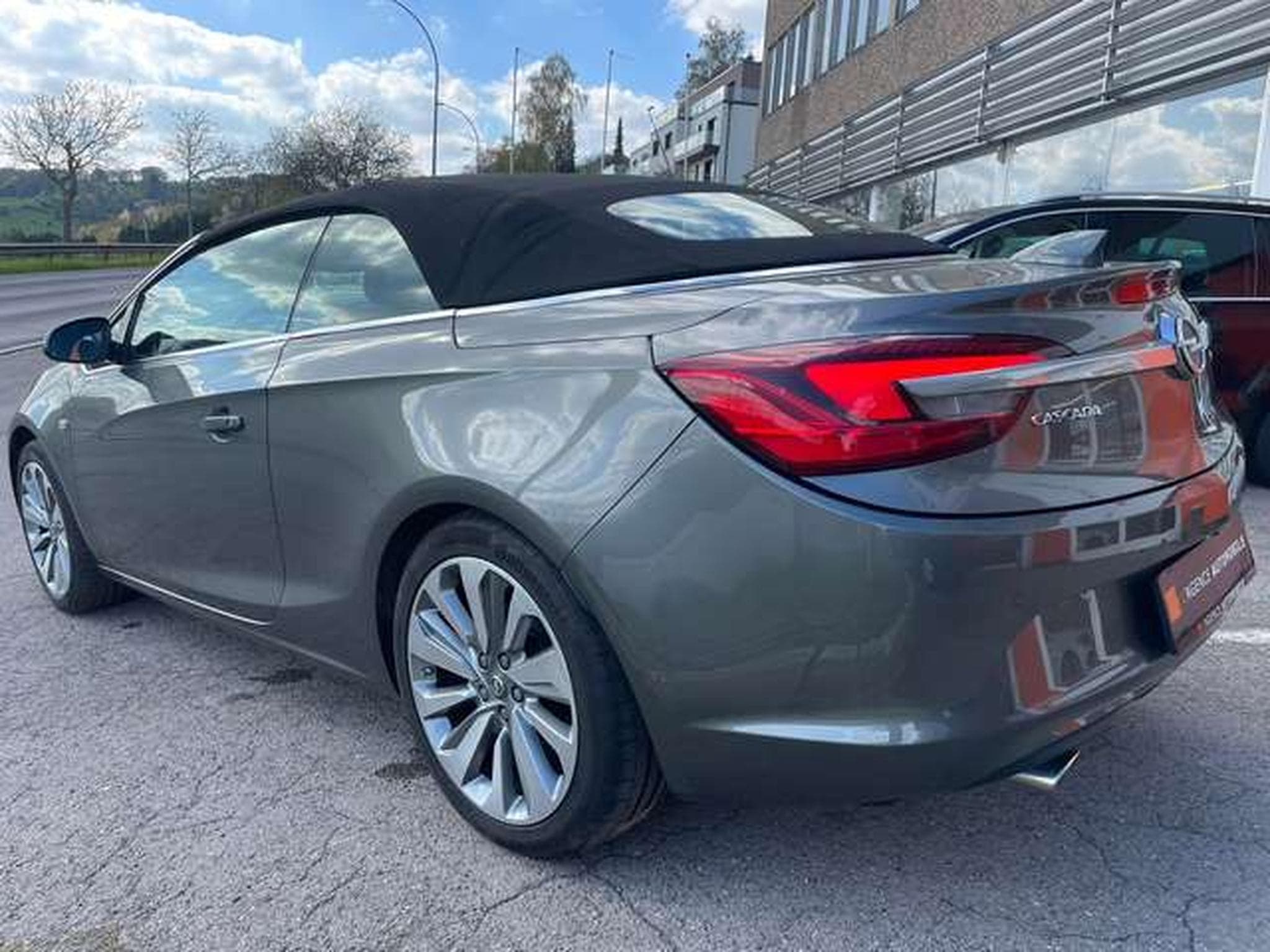 Opel Cascada Cabriolet2.0 D EcoFlex-JUSQU'A 48 MOIS DE GARANTIE (2018) - Photo 12