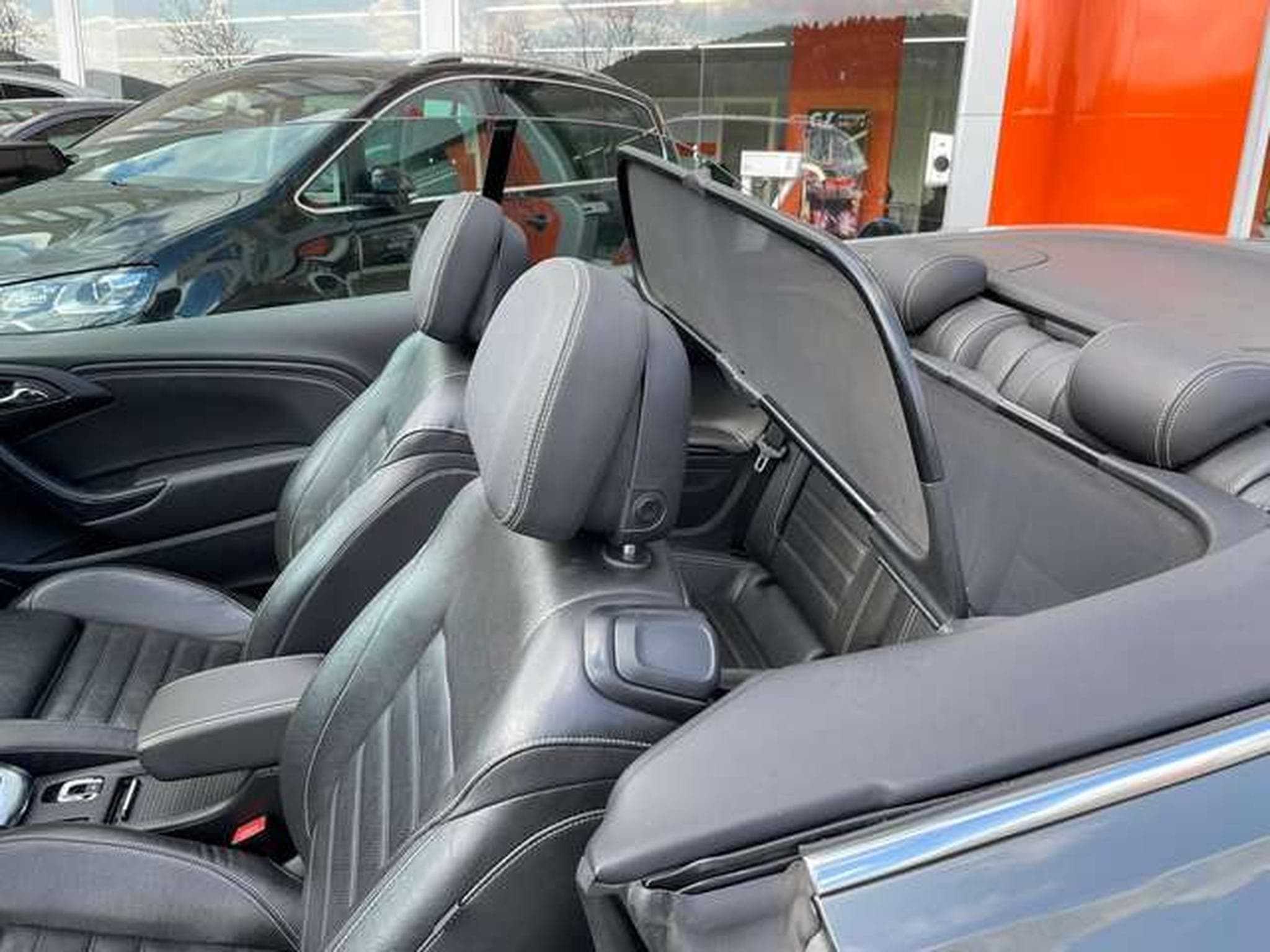 Opel Cascada Cabriolet2.0 D EcoFlex-JUSQU'A 48 MOIS DE GARANTIE (2018) - Photo 17