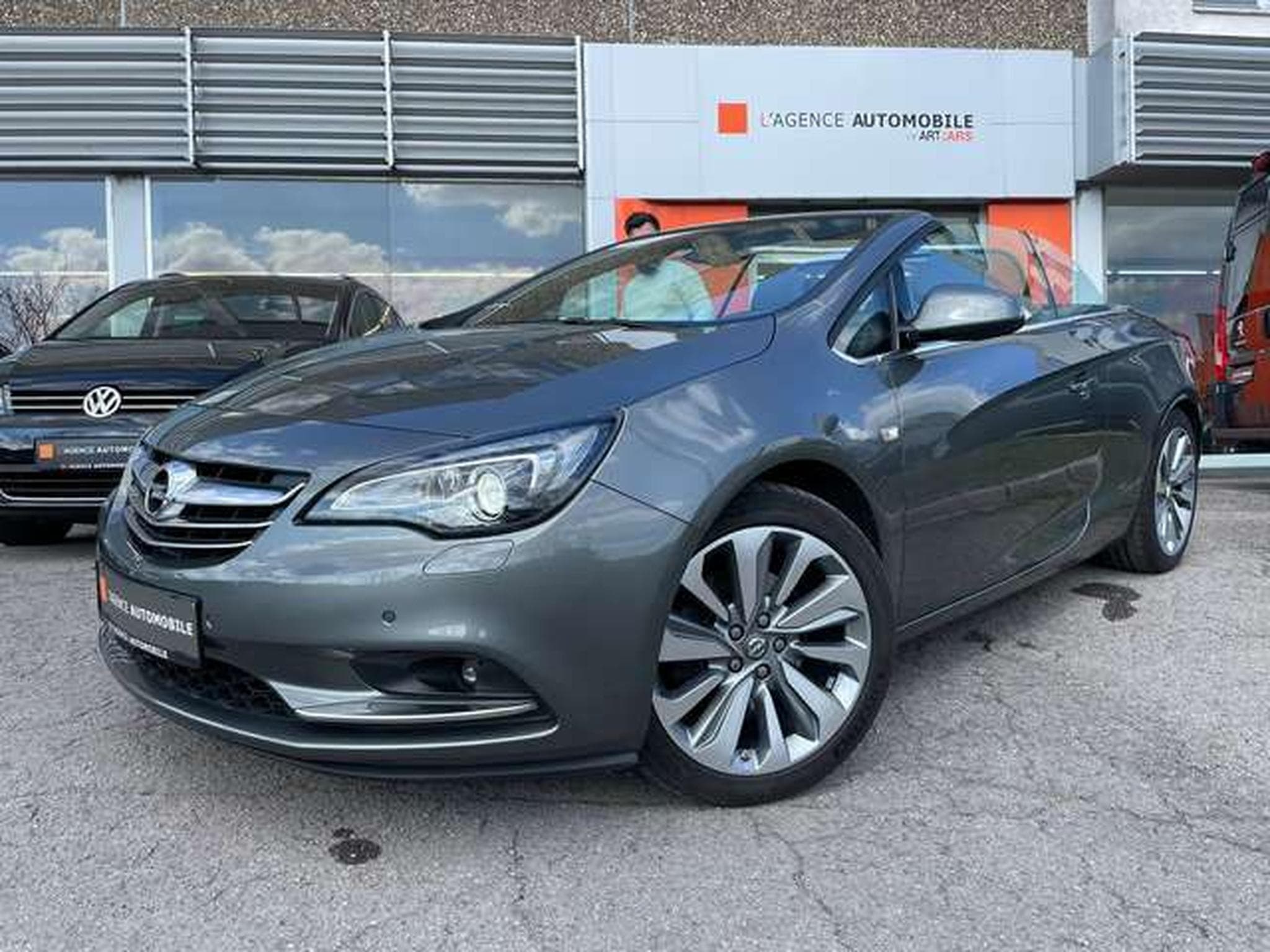 Opel Cascada Cabriolet2.0 D EcoFlex-JUSQU'A 48 MOIS DE GARANTIE (2018) - Photo 3