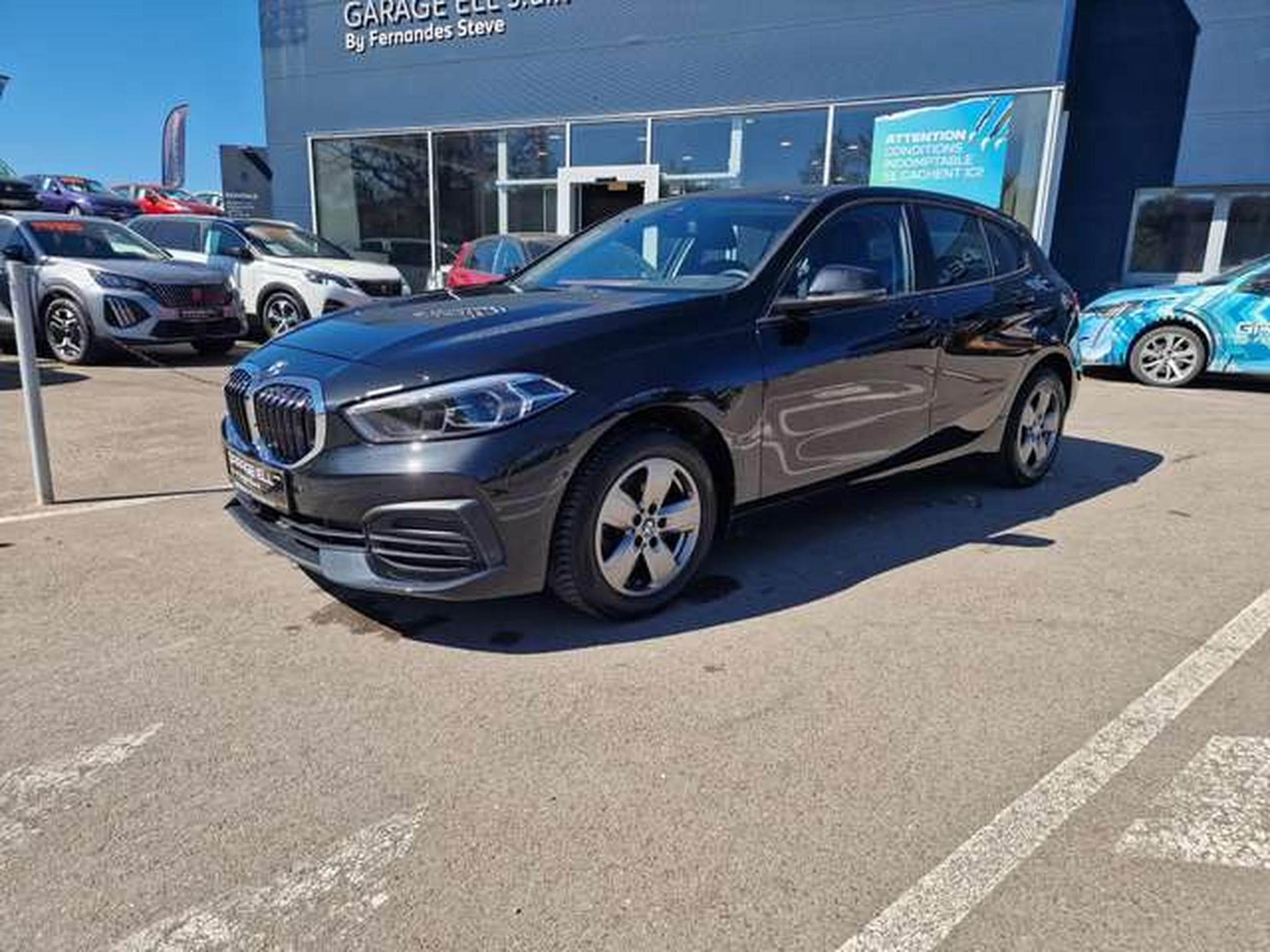 BMW 116 116 d Advantage (2022) - Photo 1