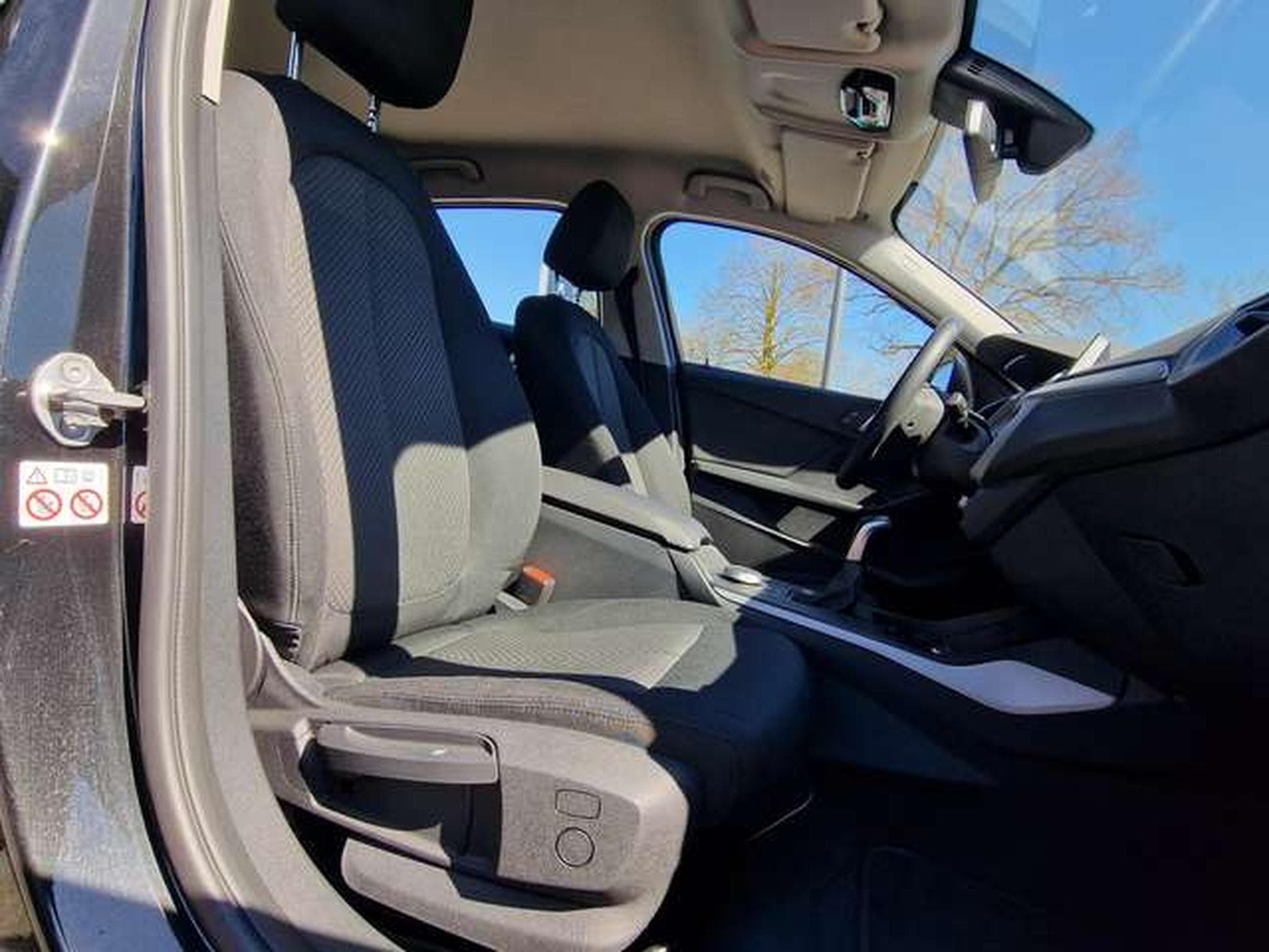 BMW 116 116 d Advantage (2022) - Photo 10