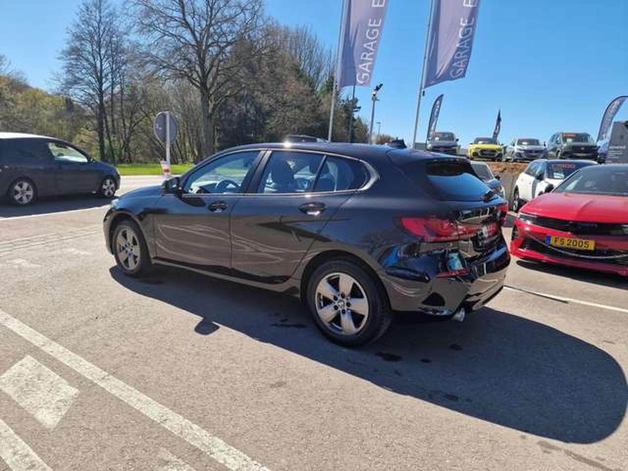 BMW 116 116 d Advantage (2022) - Photo 2