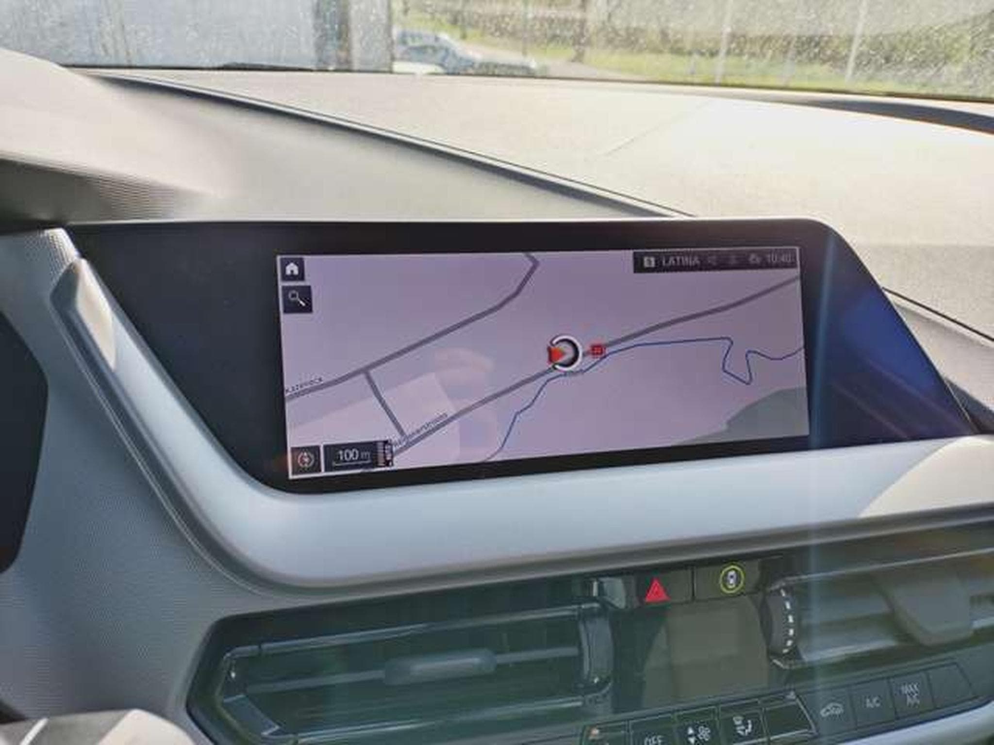 BMW 116 116 d Advantage (2022) - Photo 4